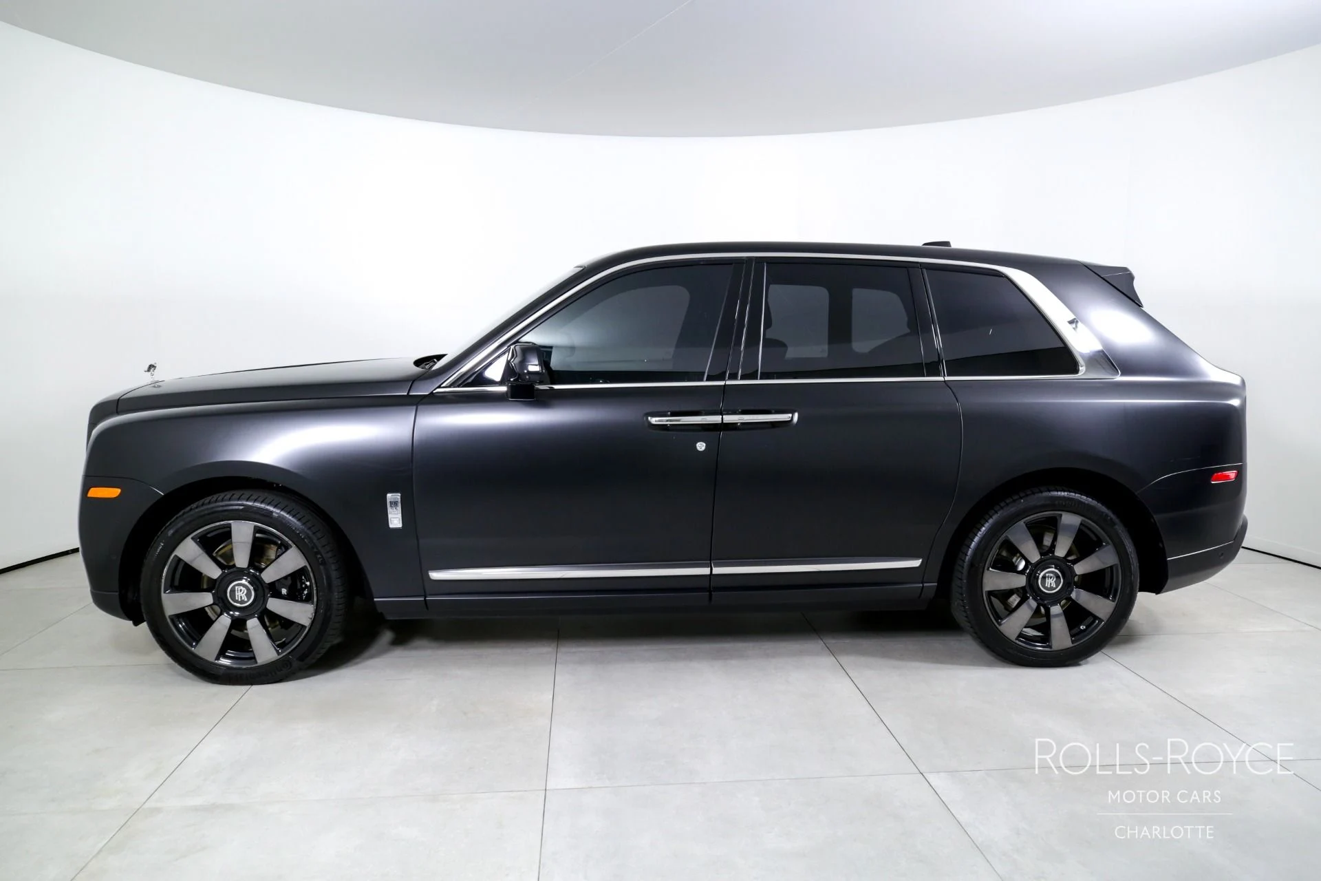 mph002_948177445_Used_2023_Rolls_Royce_Cullinan_1749155618_f04badff44