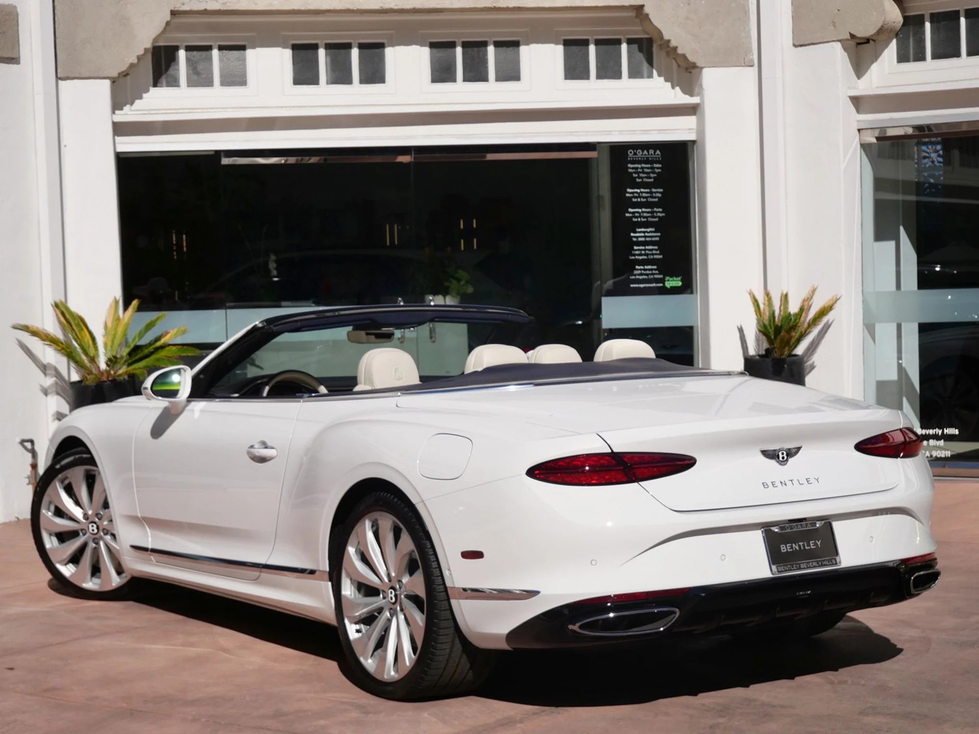 mph002_949370706_09549ea9ceed8f4bdac70791ab421a56x_b0b335fd48