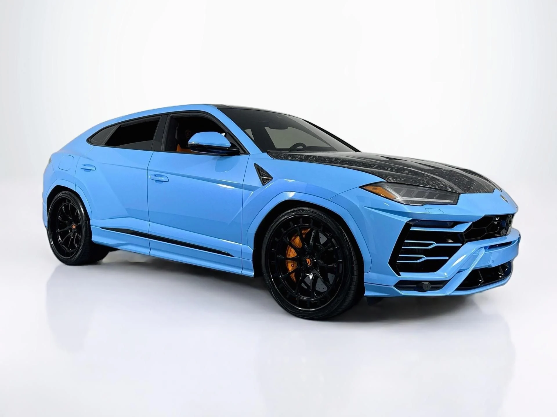 mph002_950723260_Used_2022_Lamborghini_Urus_1786397277_f50c58f8ff