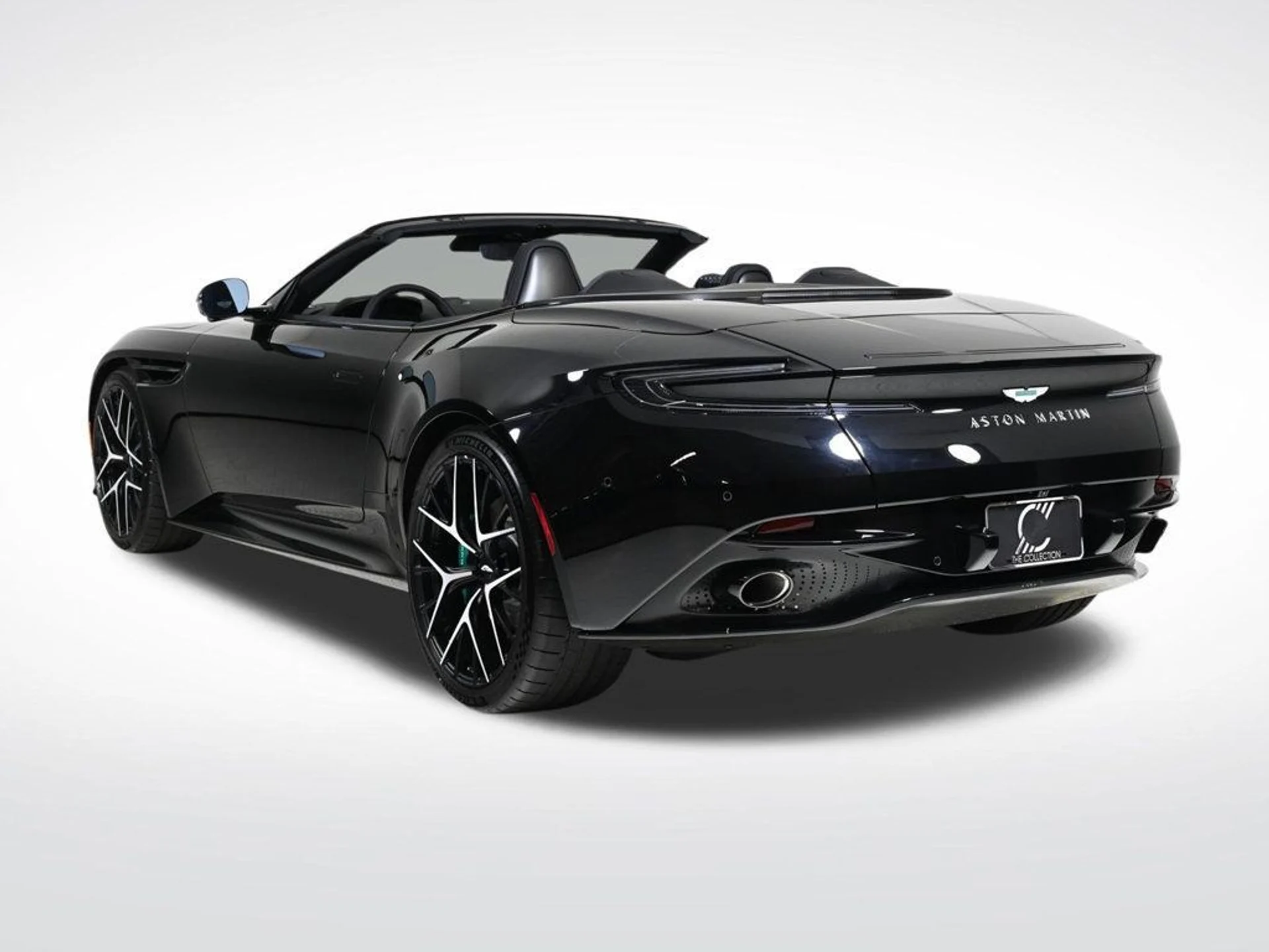 mph002_965721372_new_2026_aston_martin_db12_volante_11350_22900946_3_1024_20925c690a