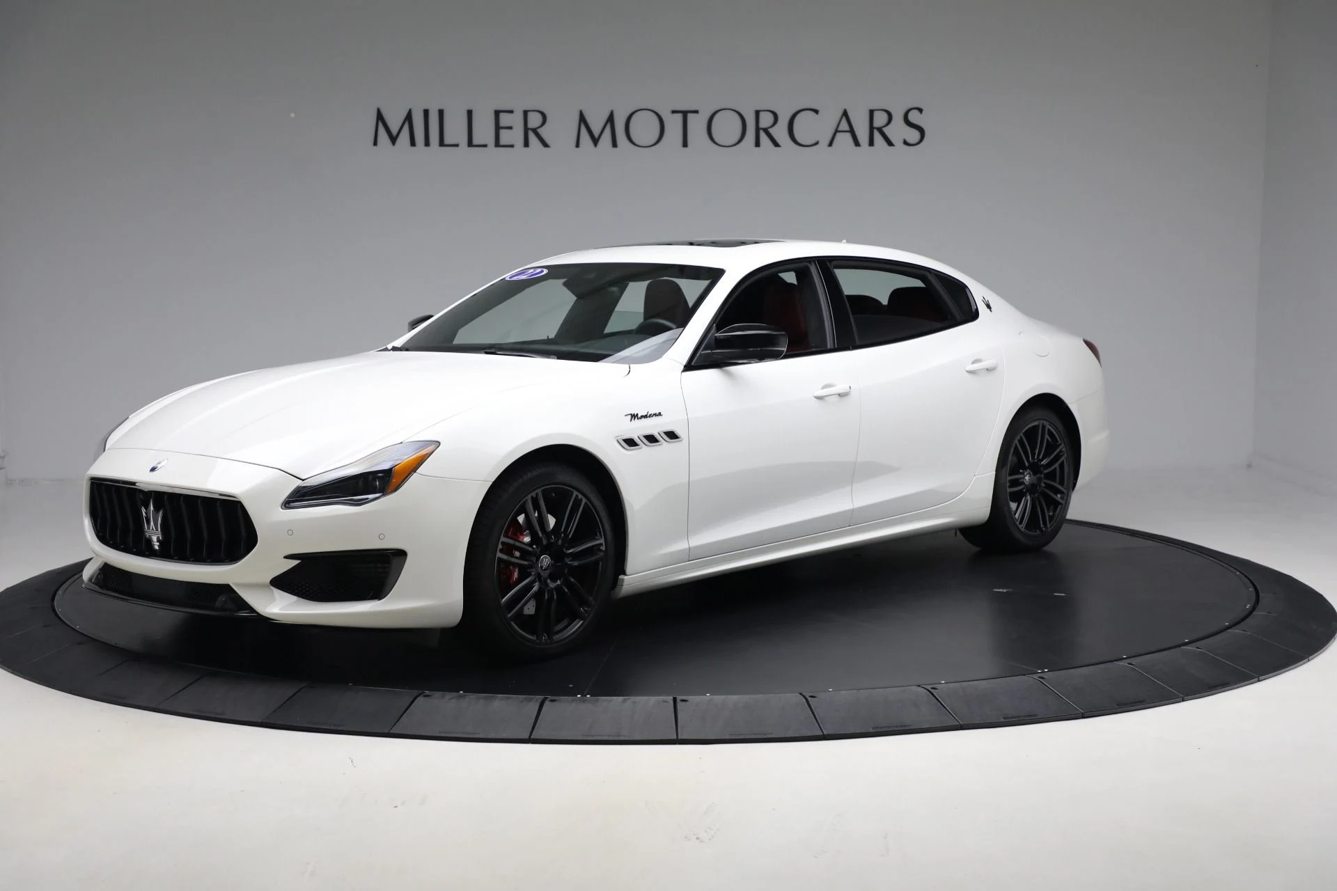 mph002_968073267_Used_2022_Maserati_Quattroporte_Modena_Q4_1760624794_dddc27863e