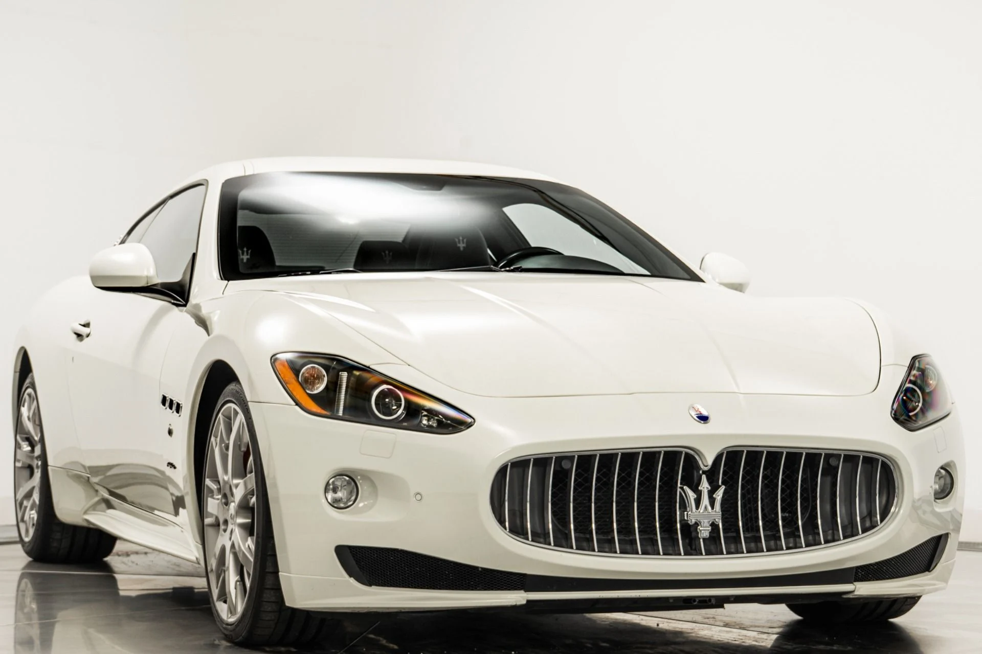 mph002_984684792_Used_2012_Maserati_Gran_Turismo_S_1760125207_f21b57cfed