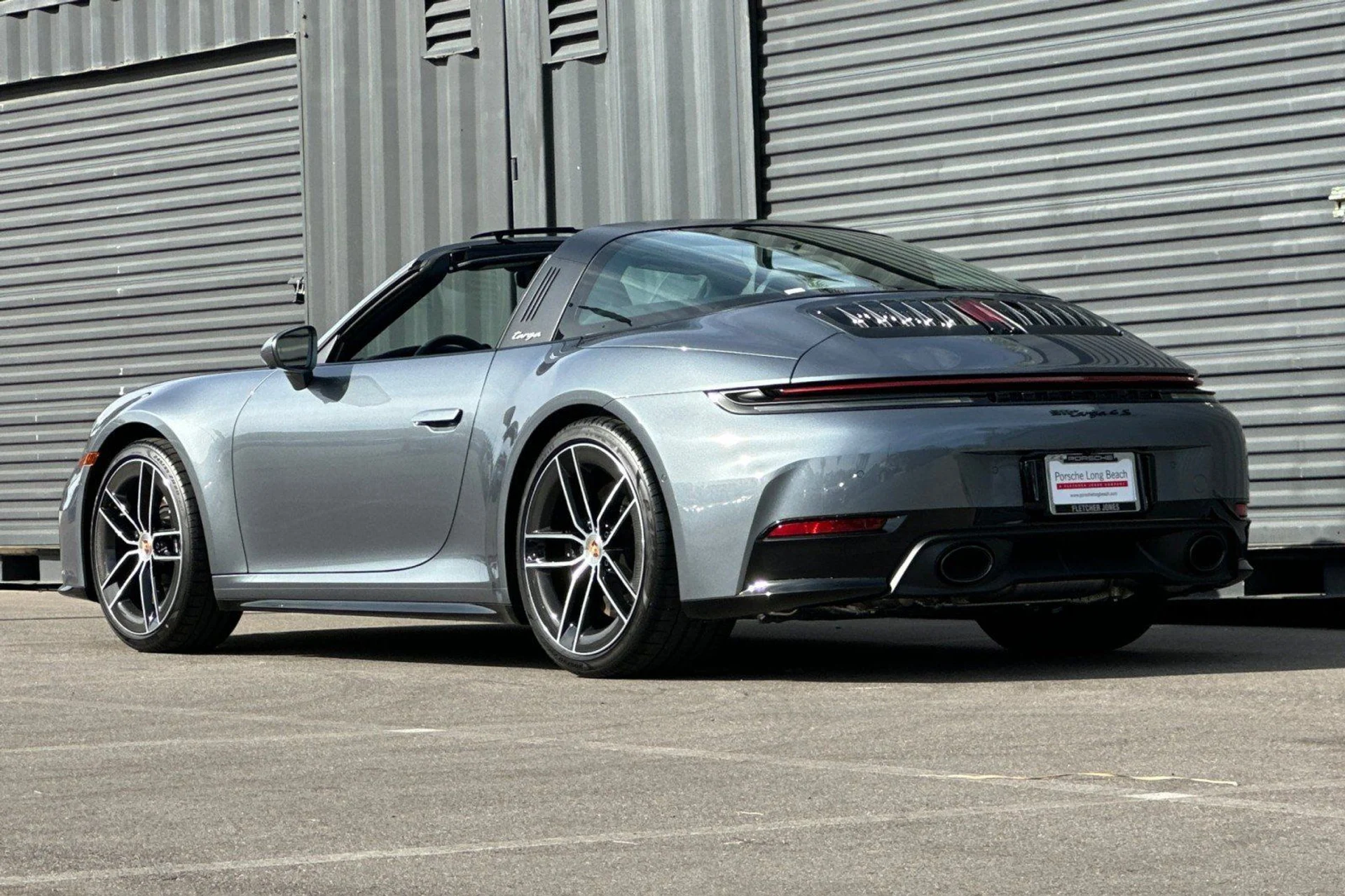 mph002_986618908_f1500a80366aea6df899c5876f8b6669_7af1df12ed