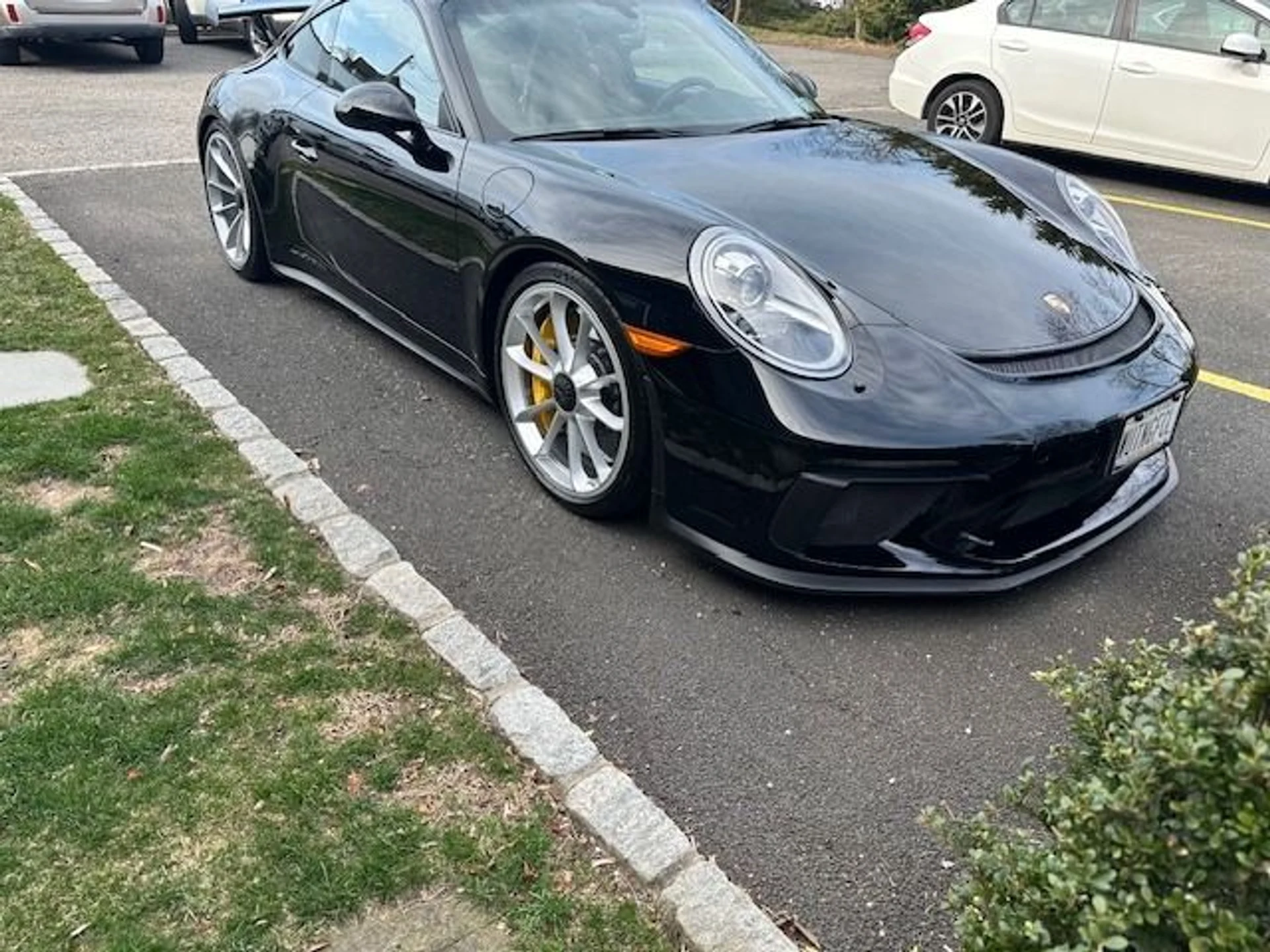 mph002_98750749_Used_2018_Porsche_911_GT_3_1775691131_451ae8cb30