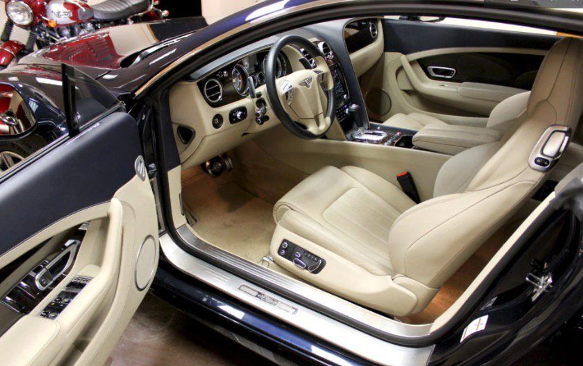 mph002_987611099_b4ba09a0adc51262d762a5362a82688dx_421d4e14e2