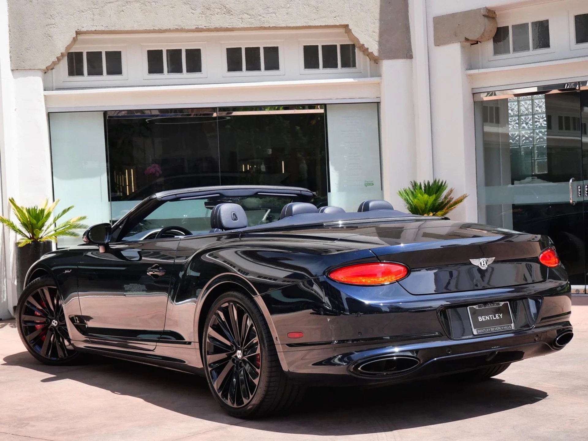 mph002_996716034_515d965d63e0ad8408cc6f40a4af0e20x_cefd0b582c