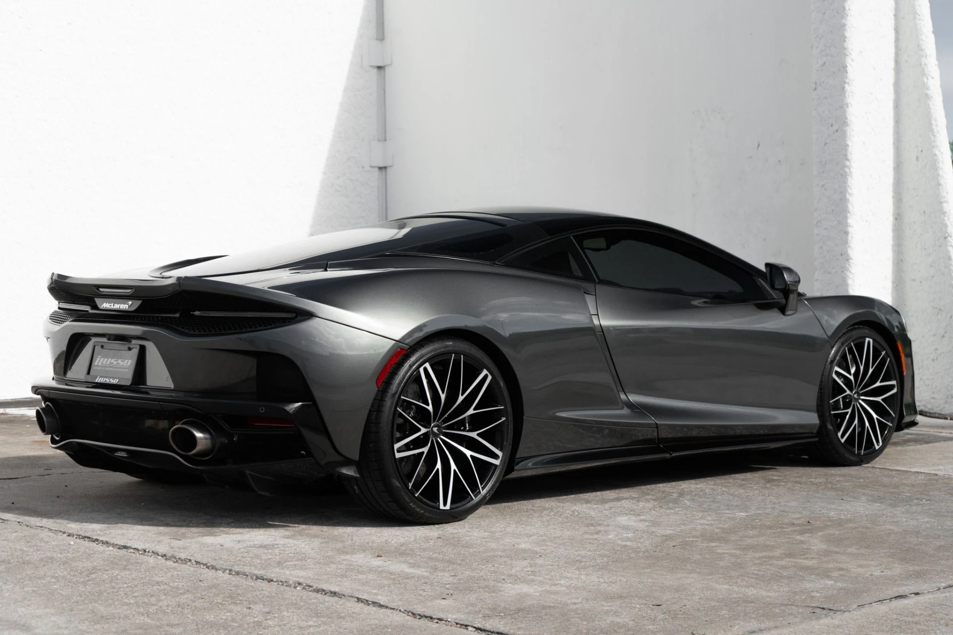 mph003_1000219913_Used_2021_Mc_Laren_GT_1775578978_0abdd77f61