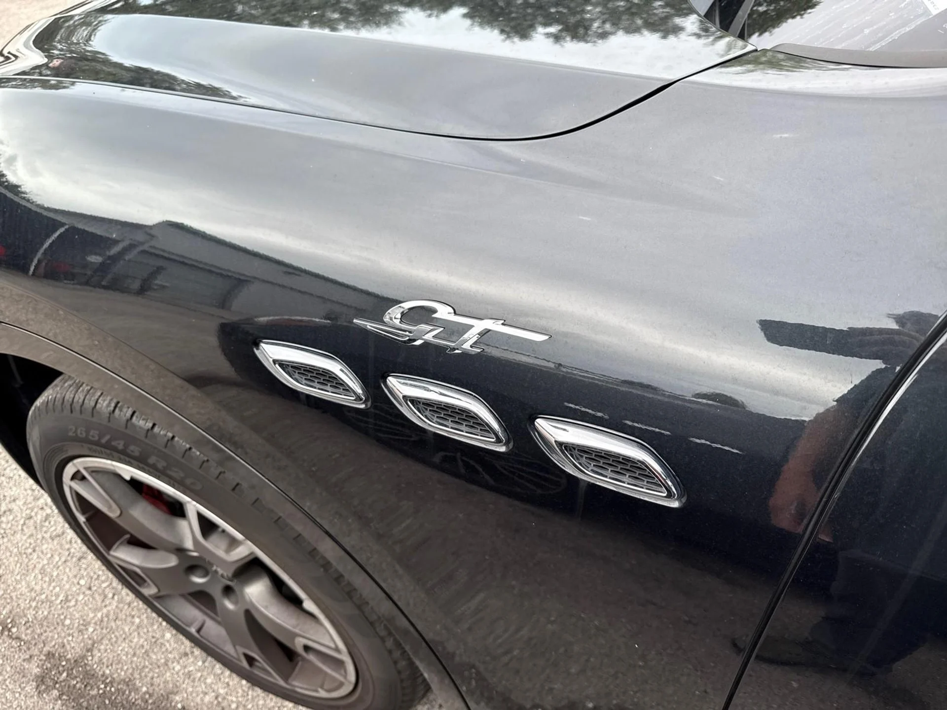 mph003_1031553879_Used_2023_Maserati_Levante_GT_1757005768_322a24506c