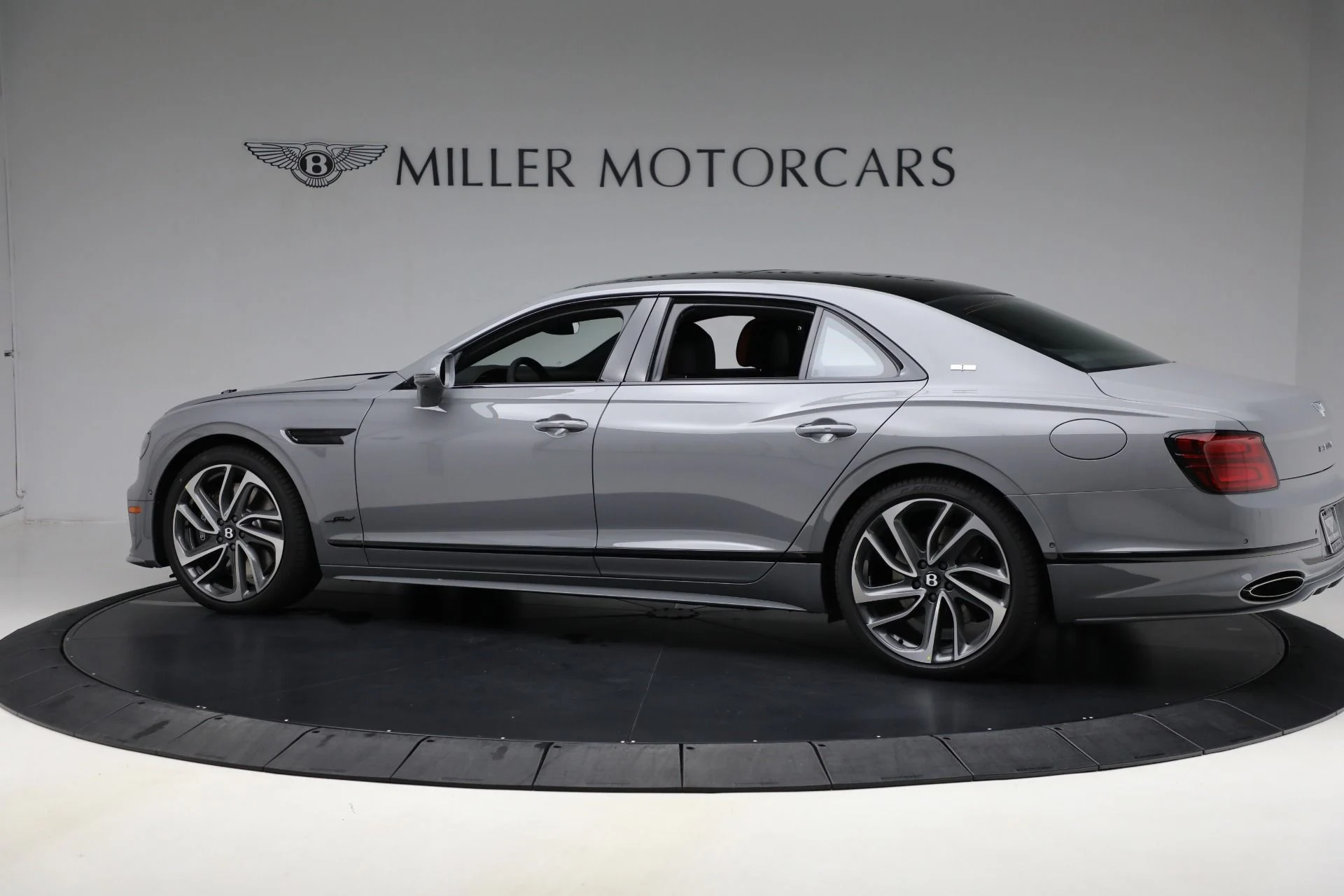 mph003_1033664500_New_2025_Bentley_Flying_Spur_Speed_76512de931
