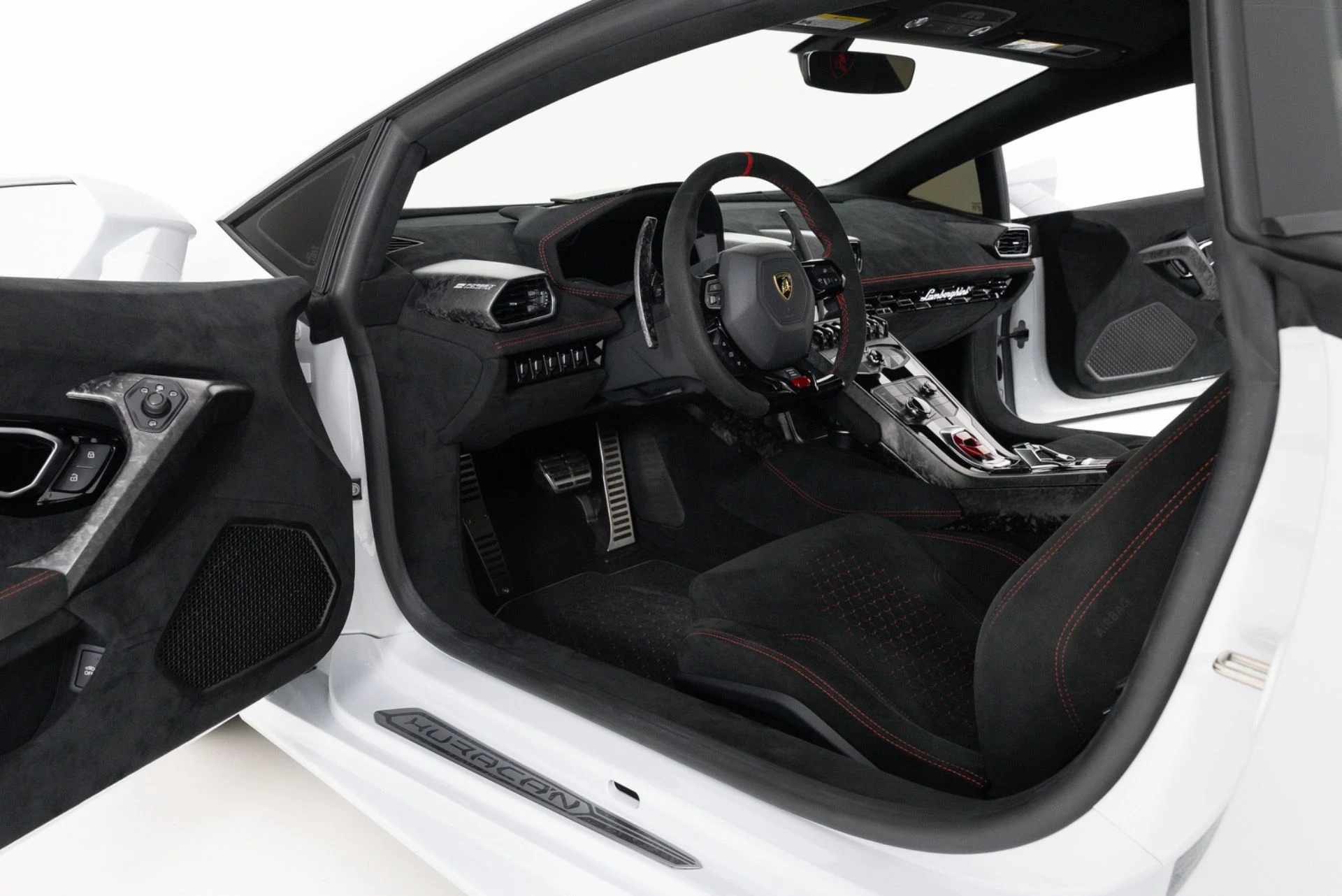 mph003_1046663344_Used_2018_Lamborghini_Huracan_Performante_1781123536_f18ae0fb2b