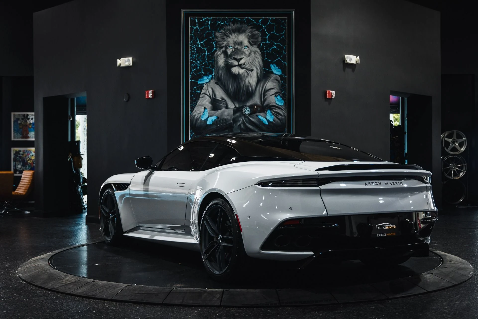 mph003_1051228130_Used_2019_Aston_Martin_DBS_Superleggera_370000_MSRP_CARBON_ROOF_1775436901_08fe9b6039