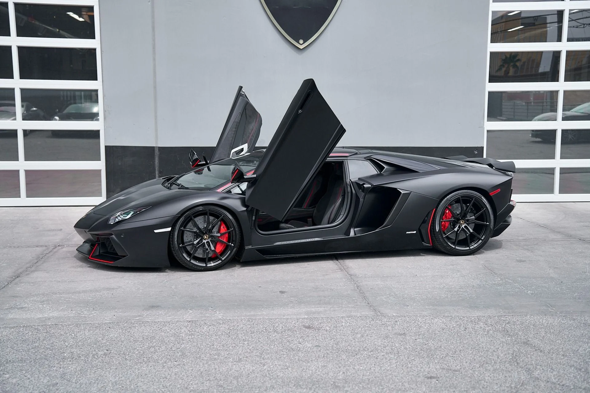 mph003_105167489_Used_2016_Lamborghini_Aventador_LP_700_4_1745086156_e899cea452