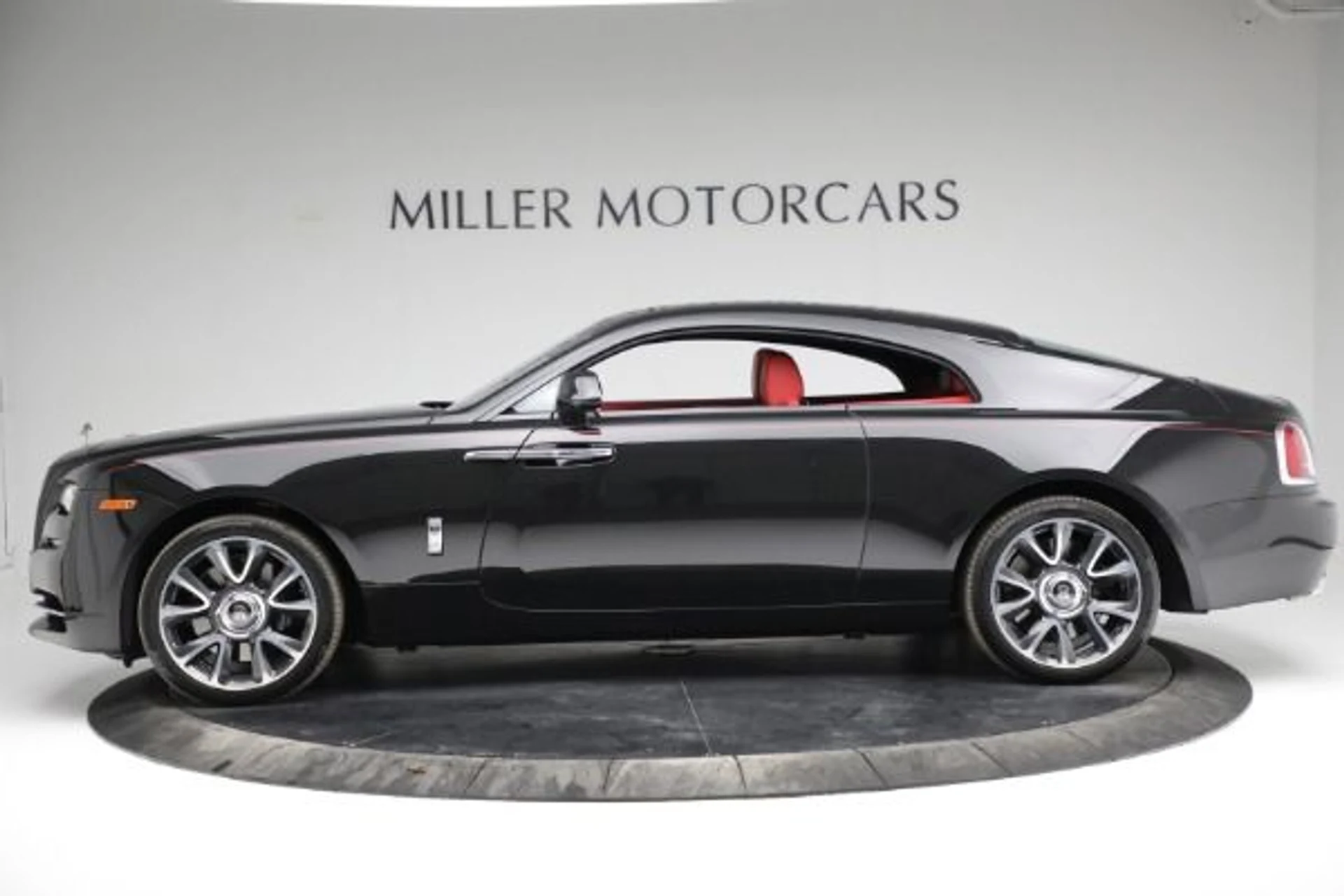 mph003_1052498942_Used_2018_Rolls_Royce_Wraith_da0cbcc4b0