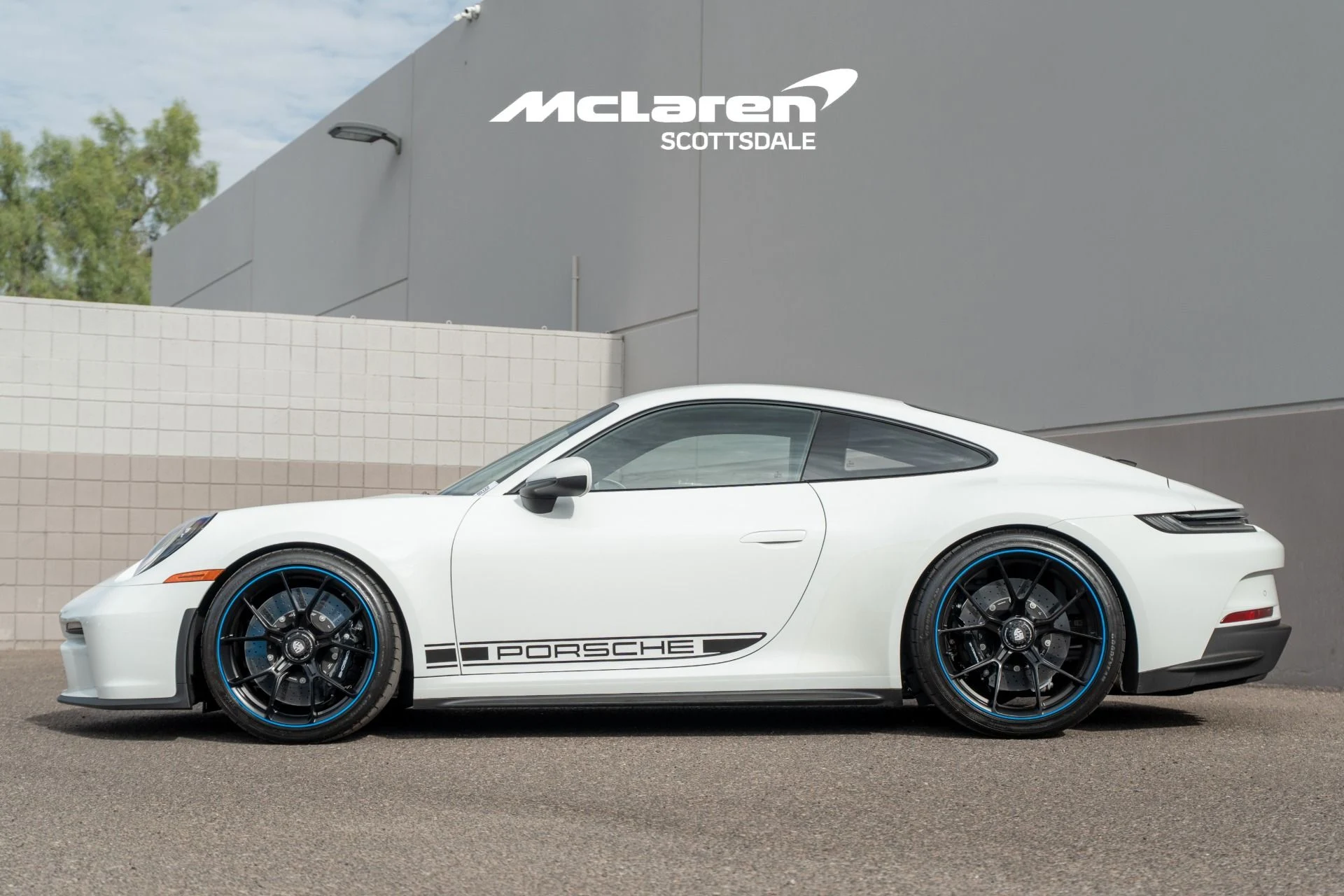 mph003_1054991423_Used_2022_PORSCHE_911_1786127421_a6b358f30b