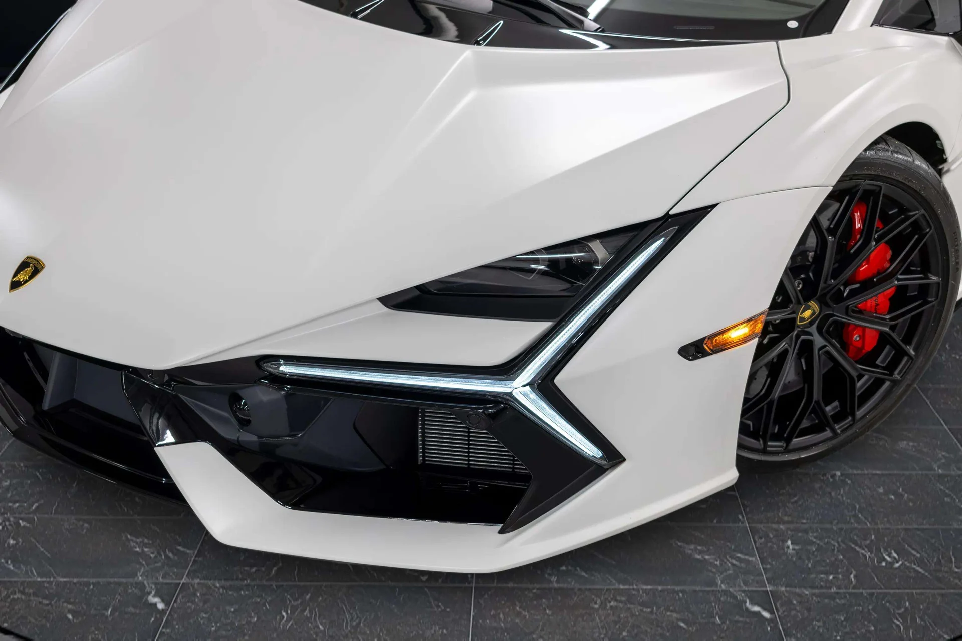 mph003_1060938339_c4e07f99_3288_4b1f_9668_a5b5ae264be7_202420_Lamborghini20_Revuelto2028_ZHWCC_1_ZM_5_RLA_0133029_4_edd3e435c5