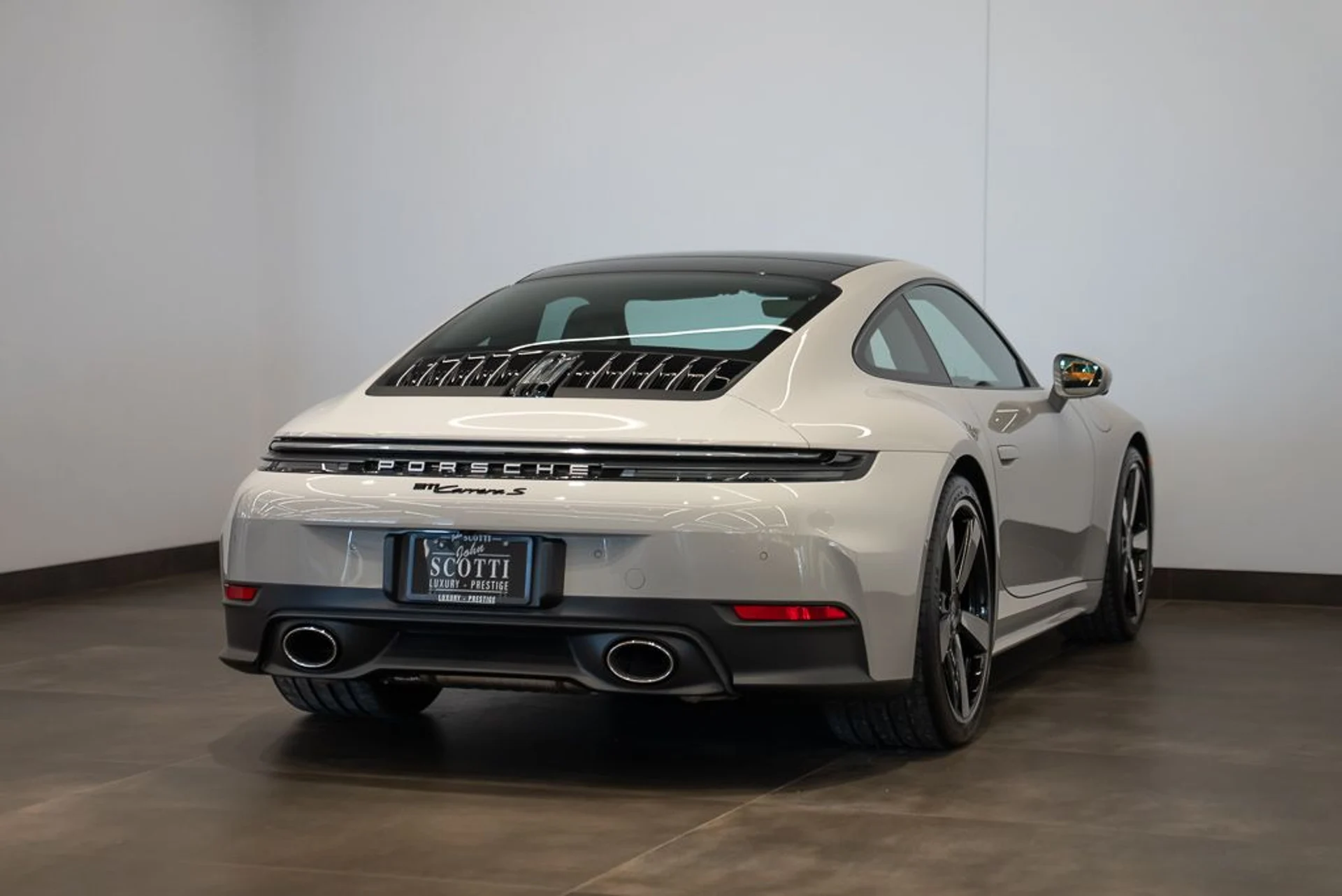 mph003_1065853589_porsche_911_2026_jpg_v_1773863537_0a5da437a2