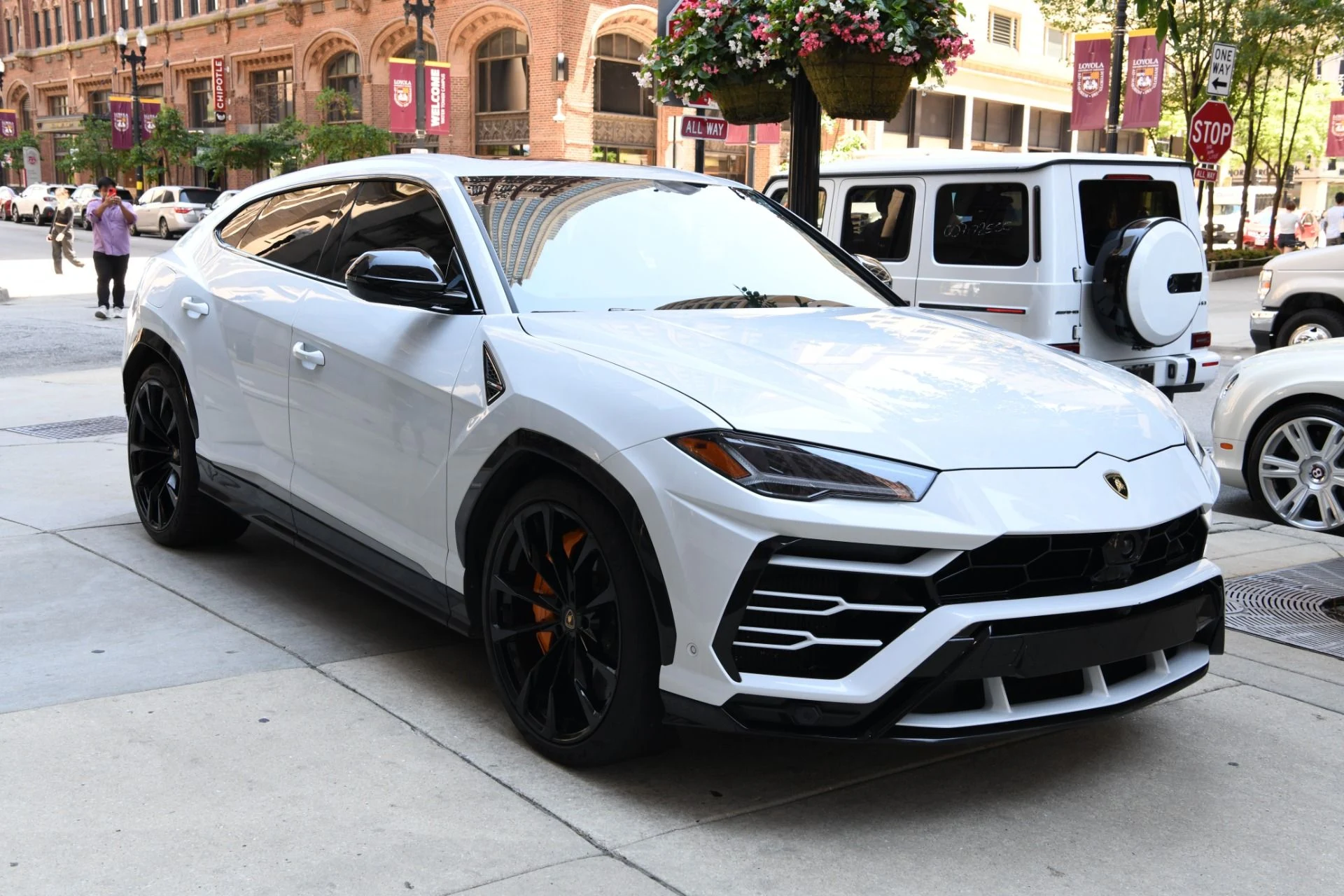 mph003_1078140876_Used_2021_Lamborghini_Urus_1752869025_7204c21e7b