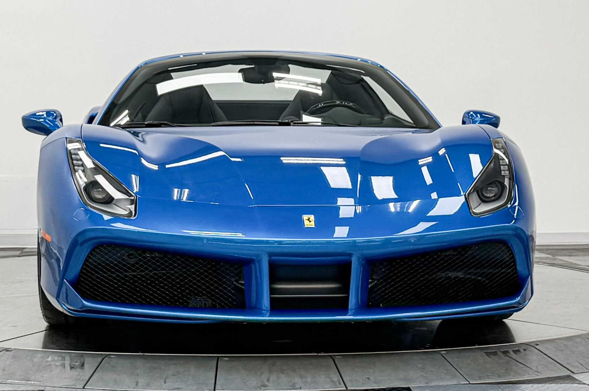 mph003_1080597988_Used_2018_Ferrari_488_Spider_Very_Low_Miles_Special_Paint_Color_Daytona_Seats_1785341858_c9ec9dd2c4