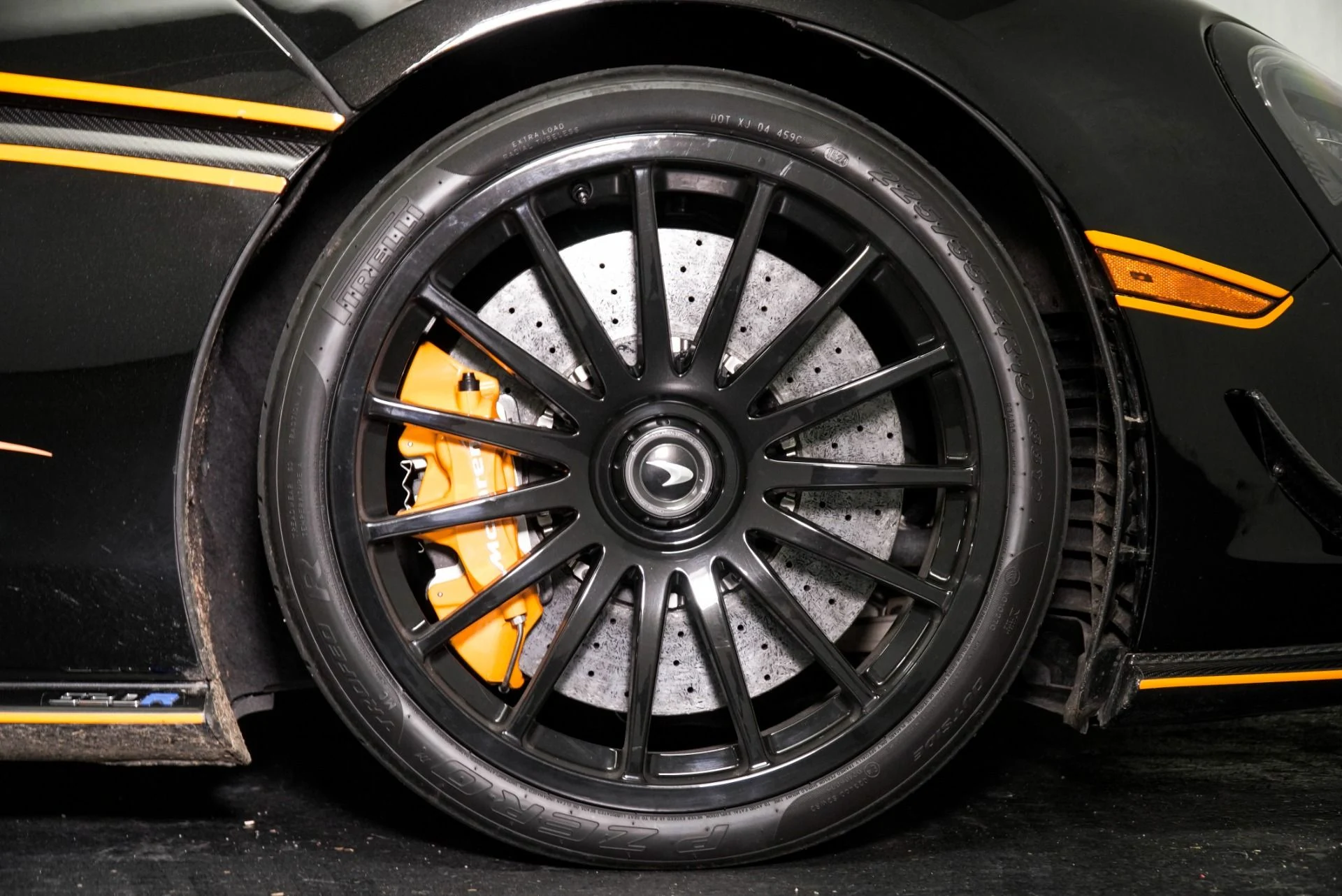 mph003_1089631756_Used_2020_Mc_Laren_620_R_1773421354_cd94dc6a93