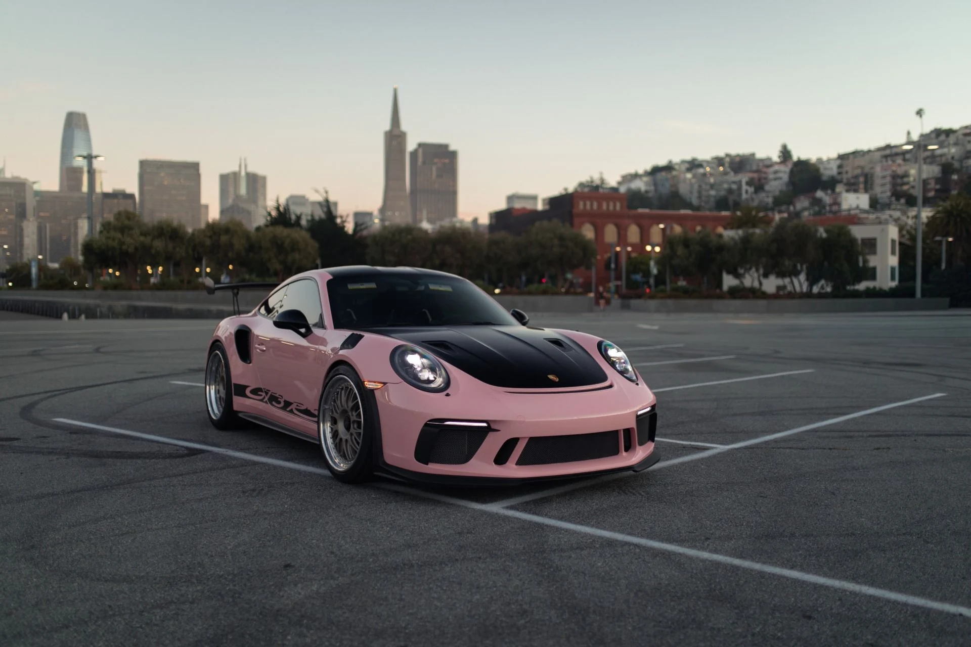 mph003_1094623719_Used_2019_Porsche_911_GT_3_RS_1758240932_c88407c8b5