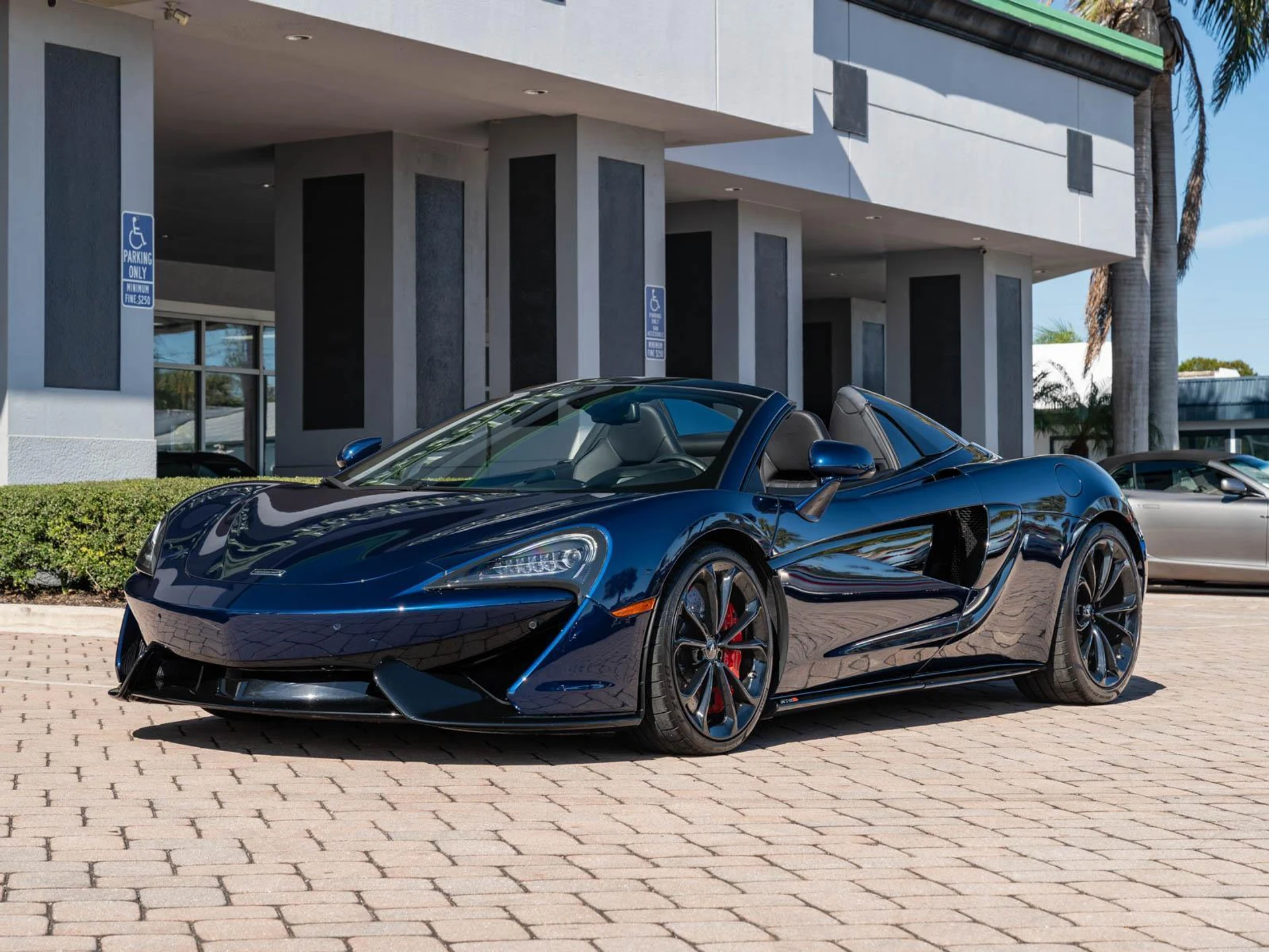 mph003_1096836364_Used_2020_Mc_Laren_570s_Spider_1778774505_9fd40558bb