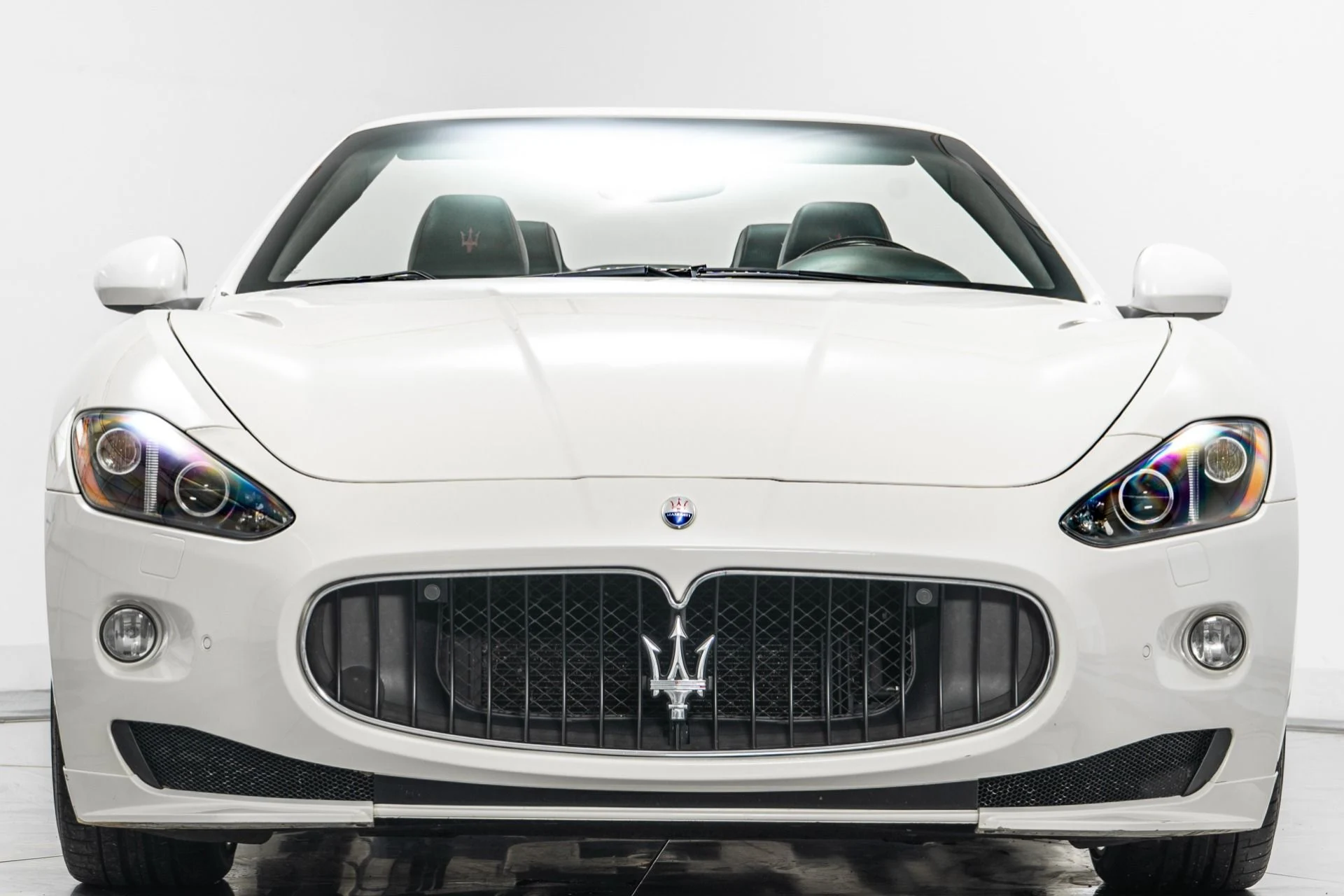 mph003_109970765_Used_2012_Maserati_Granturismo_Sport_1756223132_30a79b66ac
