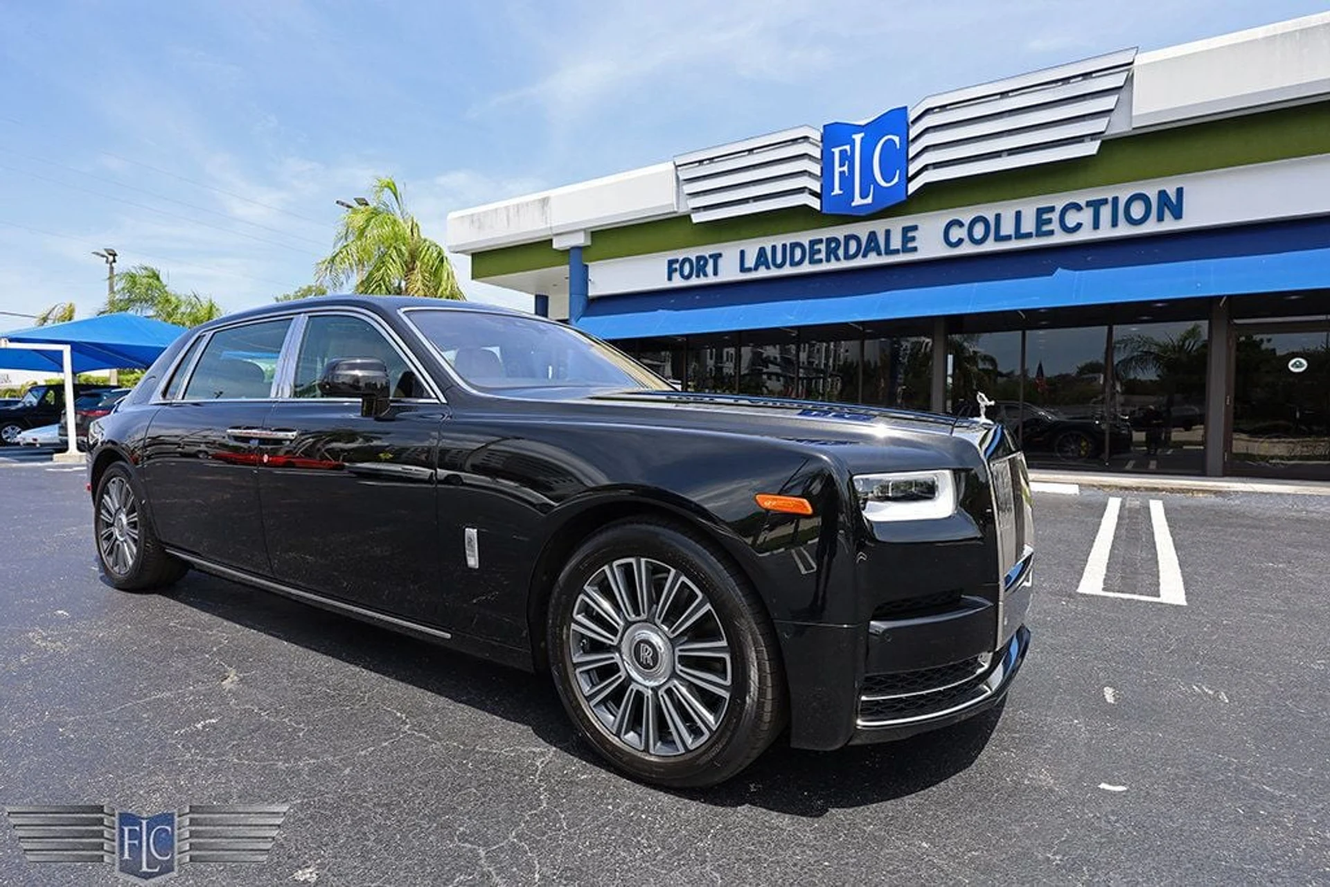 mph003_1100763673_used_2020_rolls_royce_phantom_extendedwheelbasesedan_6305_22909109_4_1024_dd00a49cb5