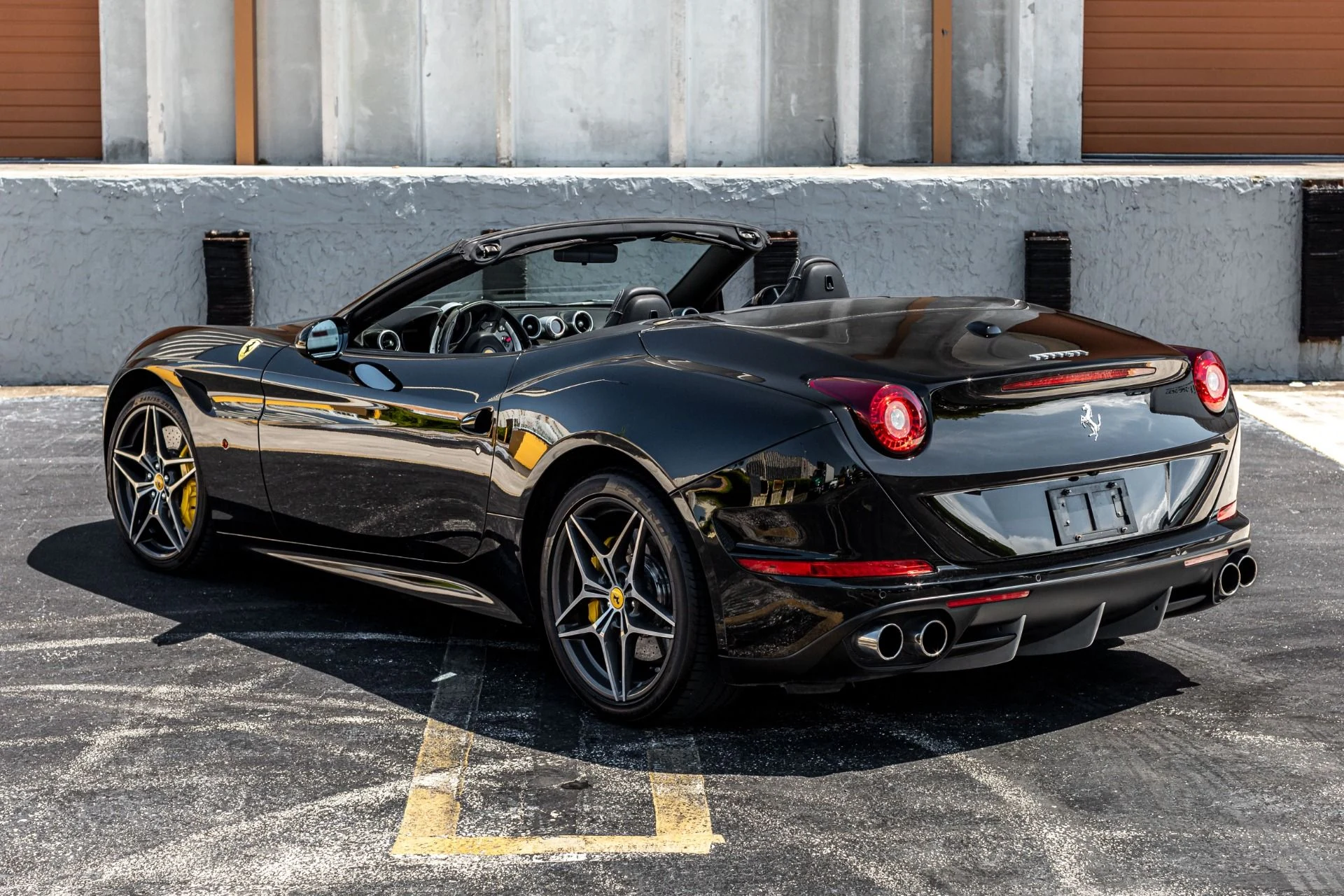 mph003_1104866847_Used_2017_Ferrari_California_T_EXTREMELY_CLEAN_ALL_THE_RIGHT_OPTIONS_NO_STICKY_BUTTON_1657720573_cfb36e879c