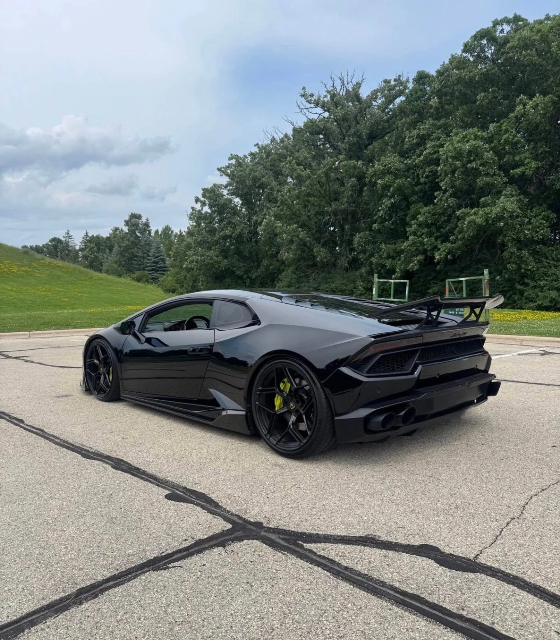 mph003_1116550453_Used_2017_Lamborghini_Huracan_LP_580_2_1785854173_270877ca10