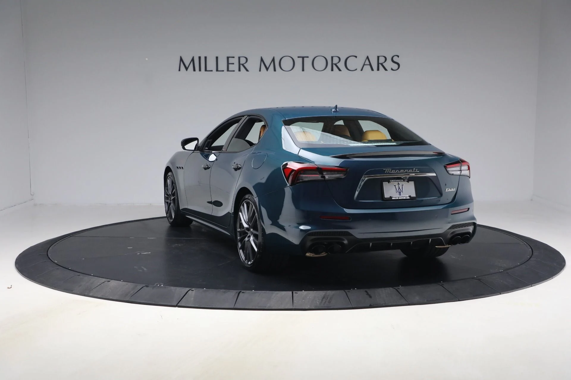 mph003_1122044981_Used_2024_Maserati_Ghibli_334_Ultima_1772290889_71c9eaf2e6