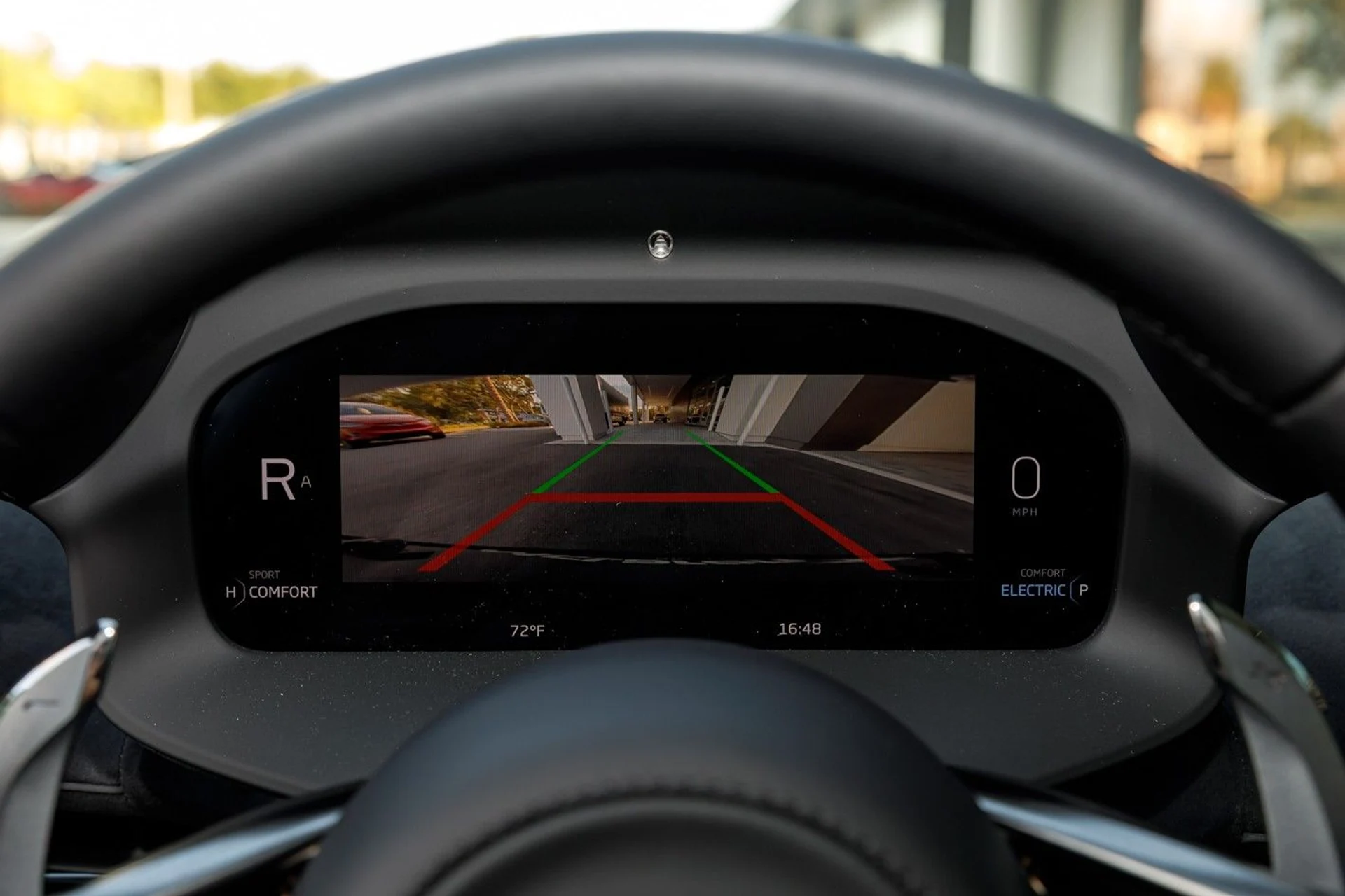 mph003_1122597426_647_p4_l_7d5d5e1ad8