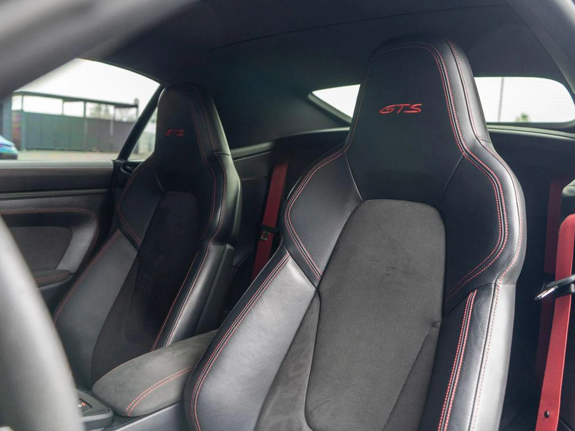 mph003_1124990596_o2g_Y_Hp_Agsku_Twzf2o52pg_BP_4y_A_07fa5c95eb