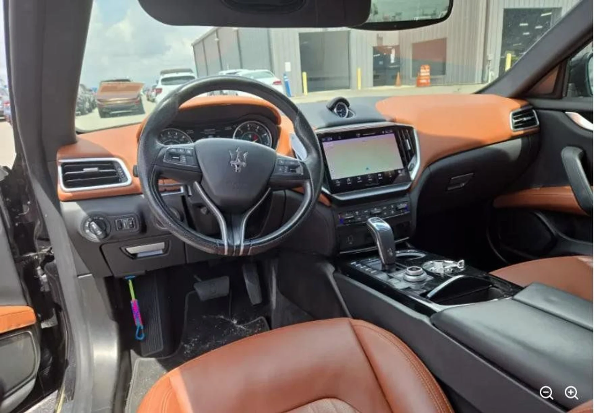 mph003_1125432155_f1d2c46a55f143b9a6f33b0b5d83b876_7adb350a64