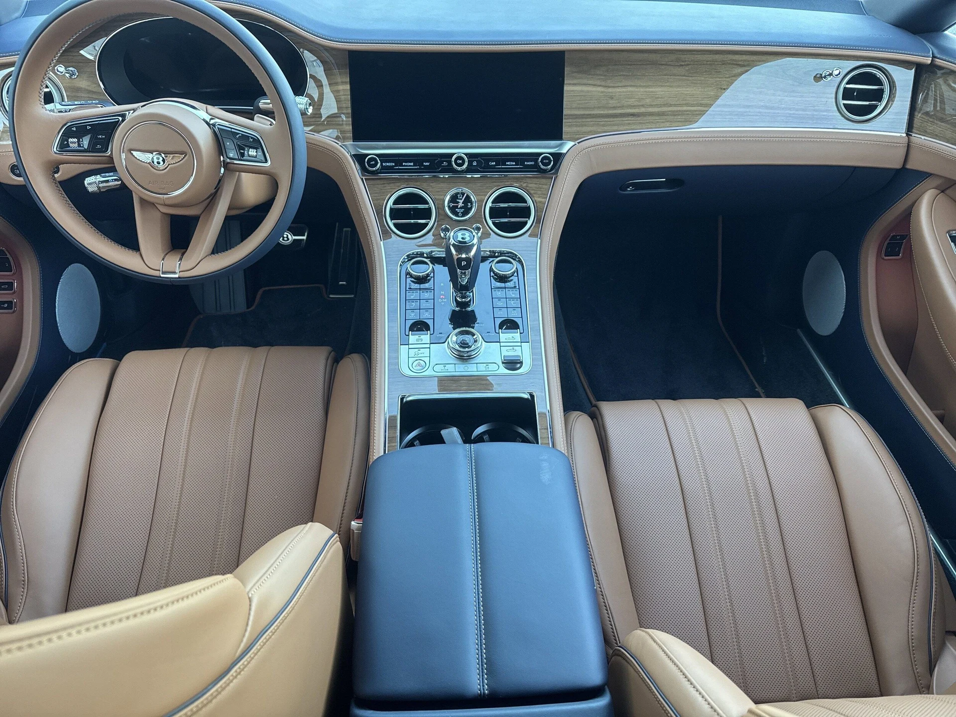 mph003_11471087_d0e8e5220ea248a0a56d030a8e31e610x_ad7f28acc6