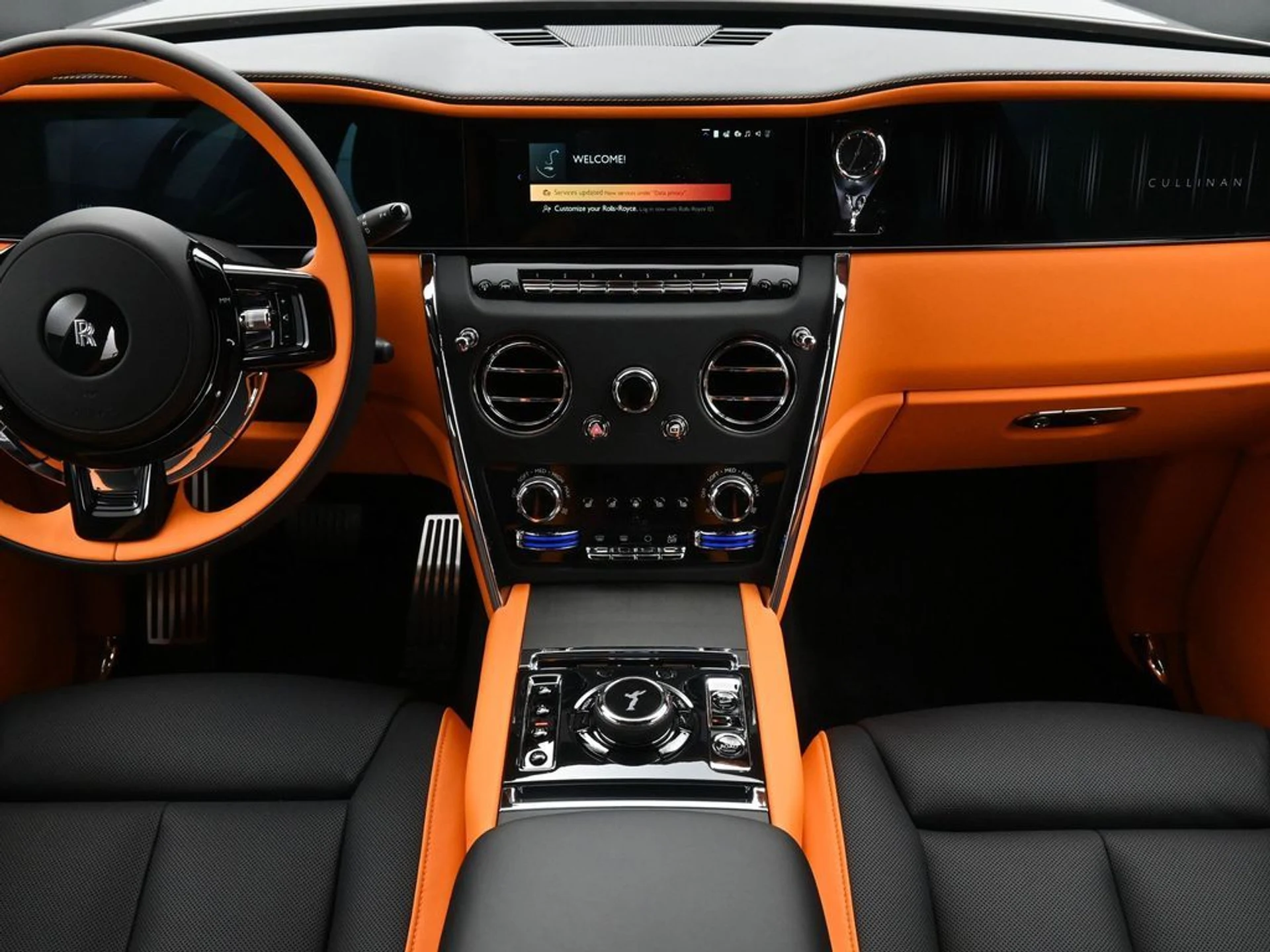 mph003_1163709181_3f6952a09f60db75599acc30b8109821x_c88068c542