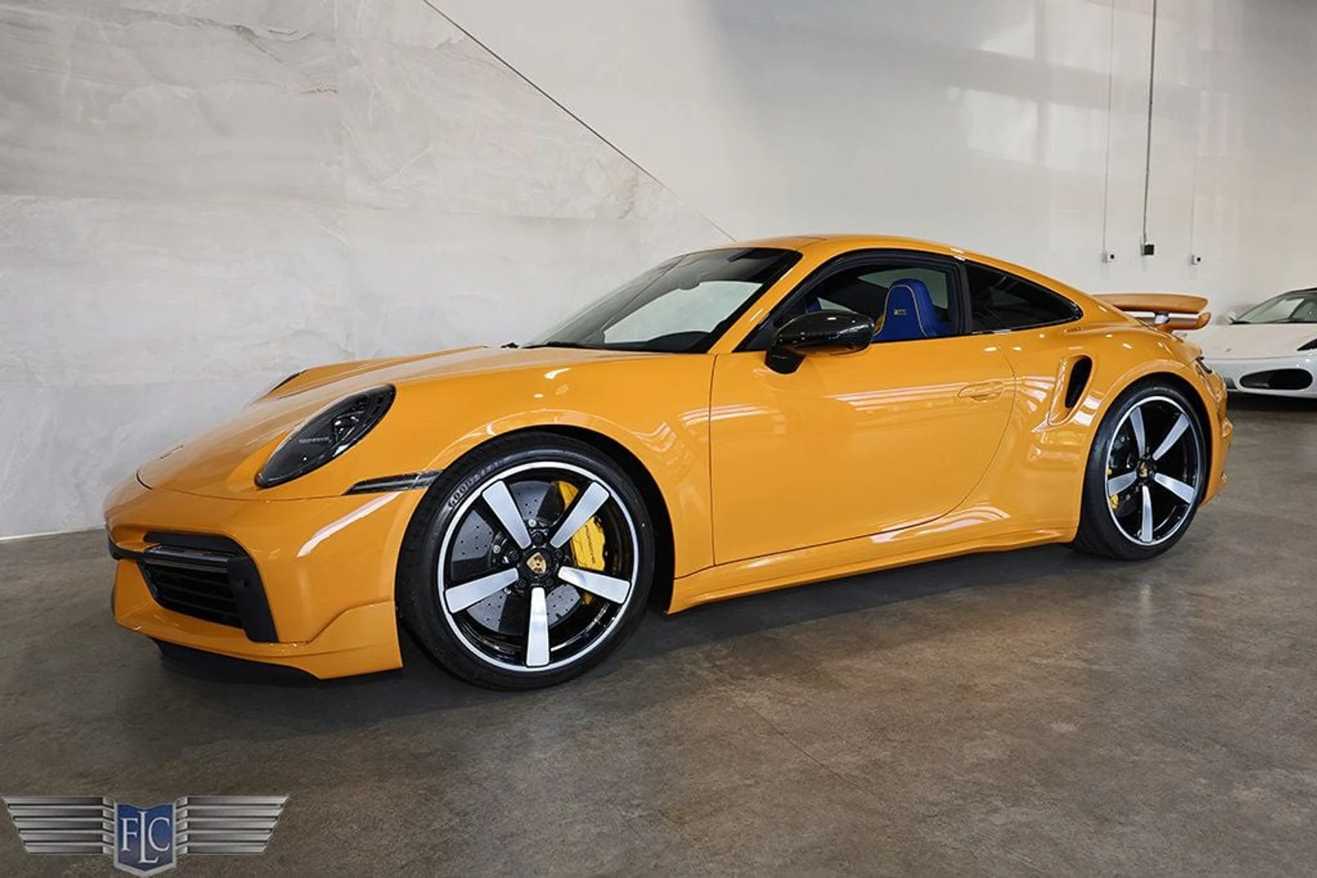 mph003_1165366992_used_2022_porsche_911_turboscoupe_9689_22872264_4_1024_04fa13a4bd