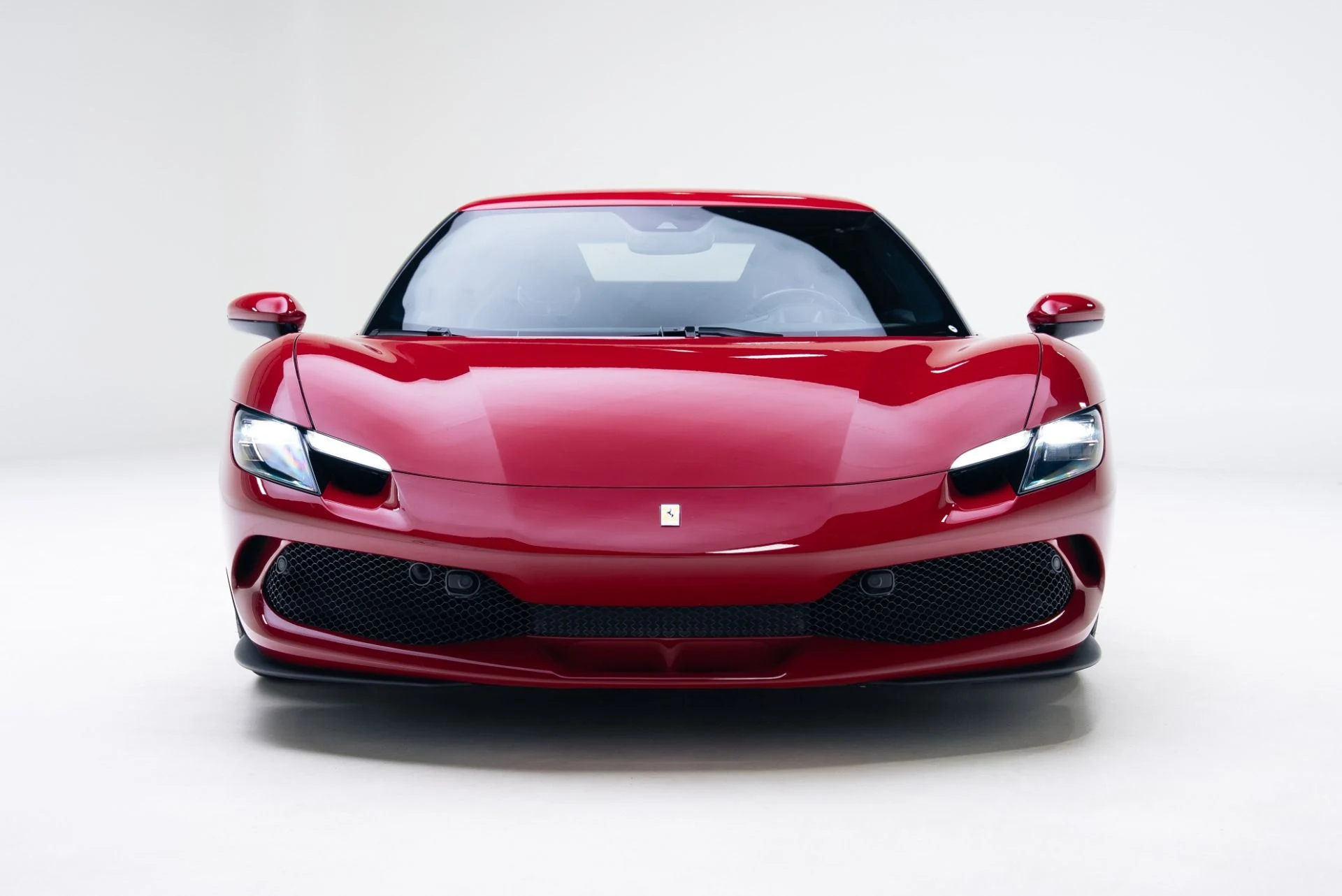 mph003_1178391616_Used_2022_Ferrari_296_GTB_1768331958_4bb5669230