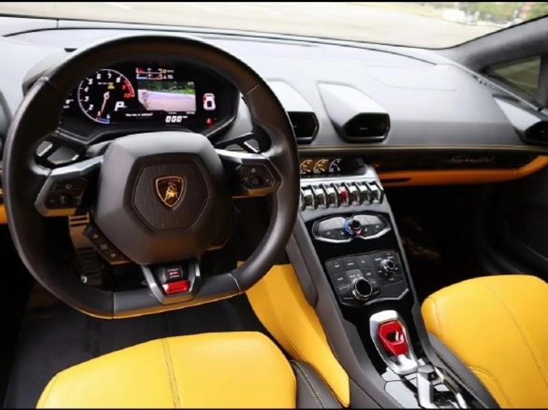 mph003_1197978780_Used_2016_Lamborghini_Huracan_LP_610_4_1728326551_55cbbbf4e0