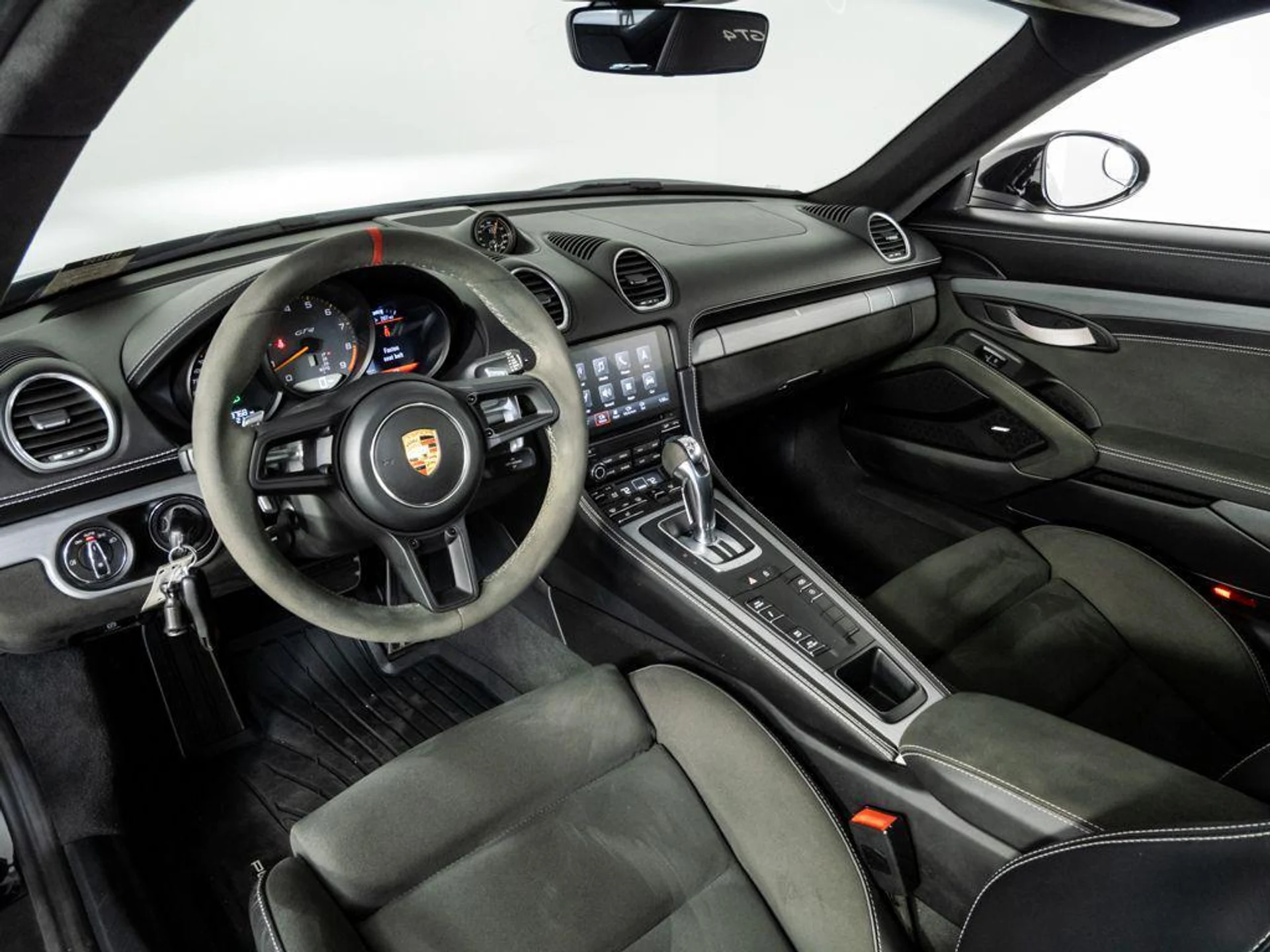 mph003_1203998245_m_MB_Lbn_Ww_V9_Ks_Vl_Zc5c_X_Ws_P_Fb_U_666f6d1186