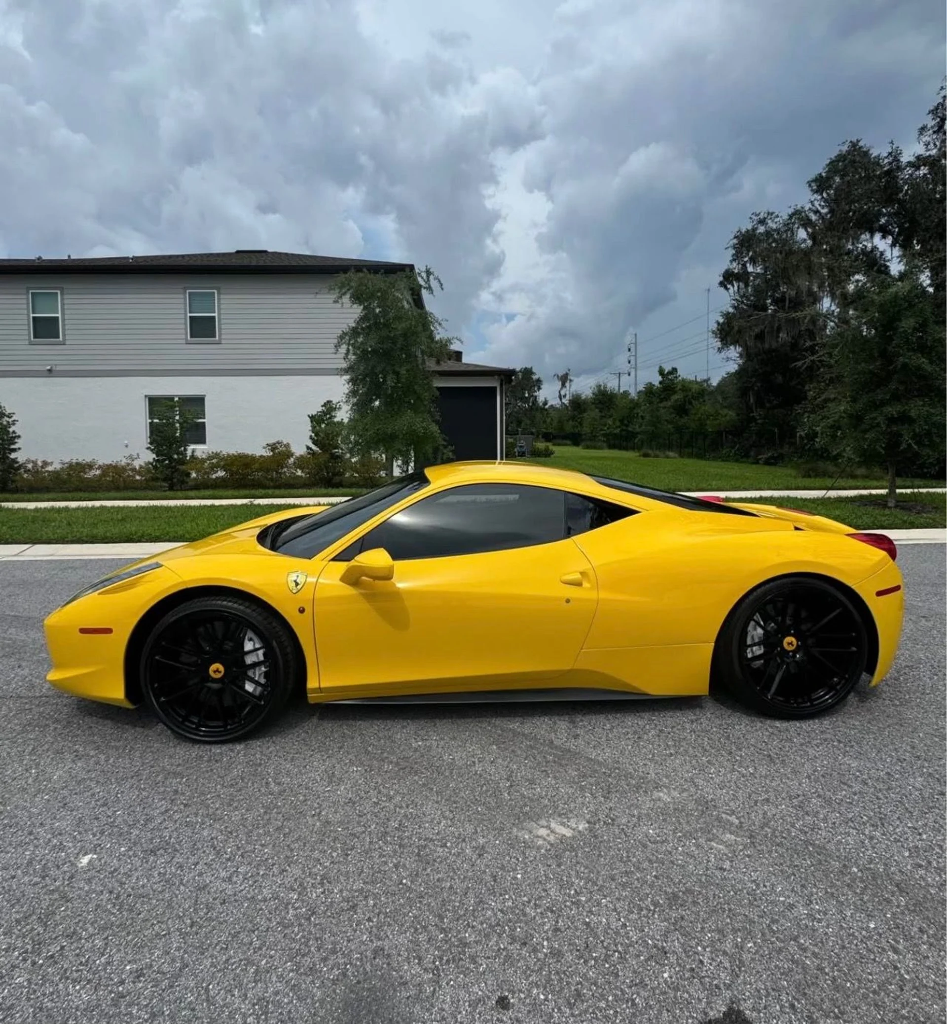 mph003_1204117139_Used_2012_Ferrari_458_Italia_1755617206_ace8e8cc70