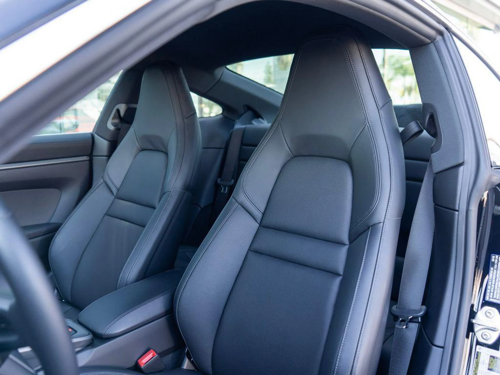 mph003_1205693854_68v_I9_X_Fj_Ol_B_Na_TV_Je_J_Eh_GM_Djos8_d3f93f555b