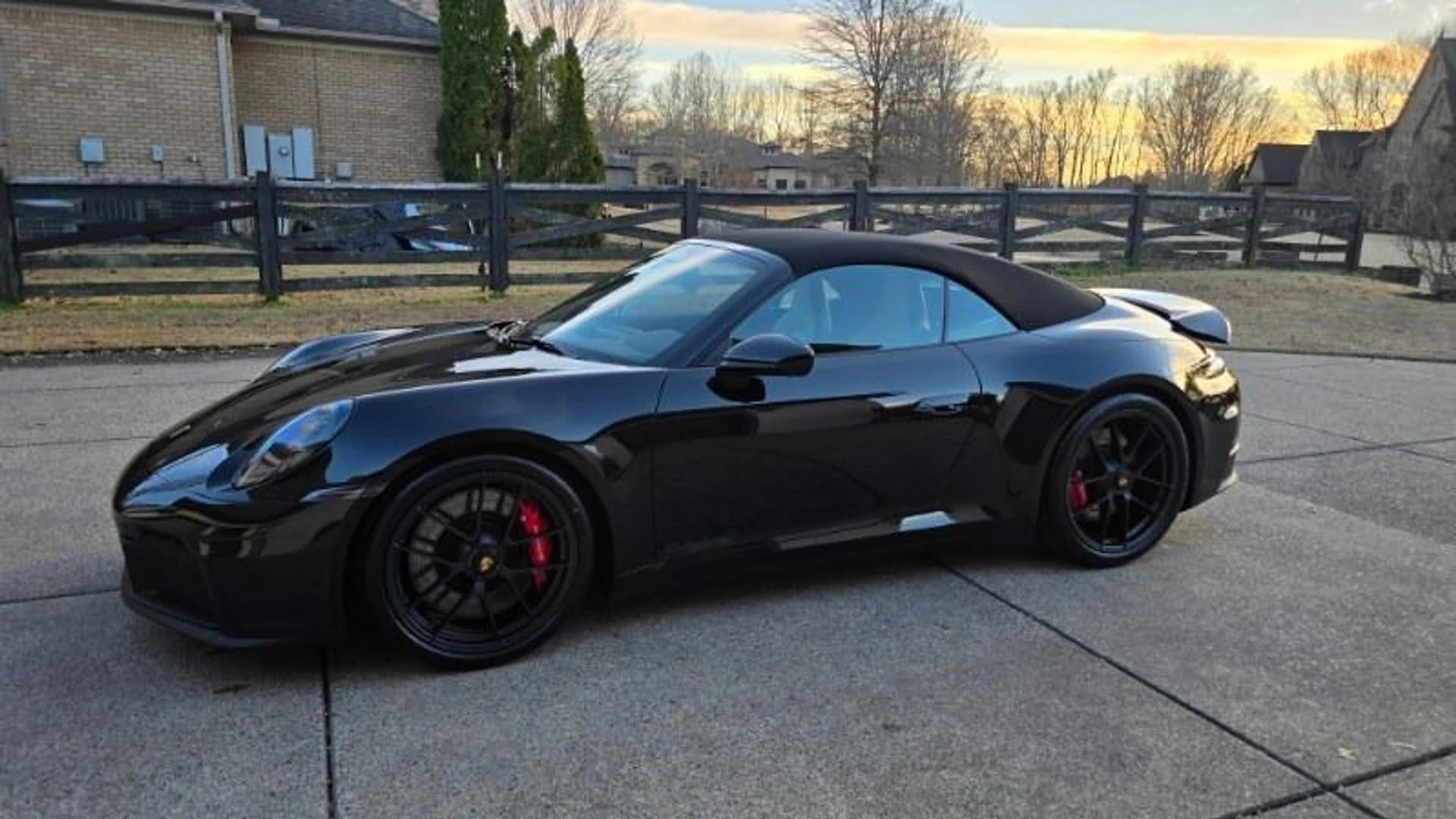 mph003_1210987128_Used_2026_Porsche_911_Carrera_4_GTS_1778003013_a300ef1bab
