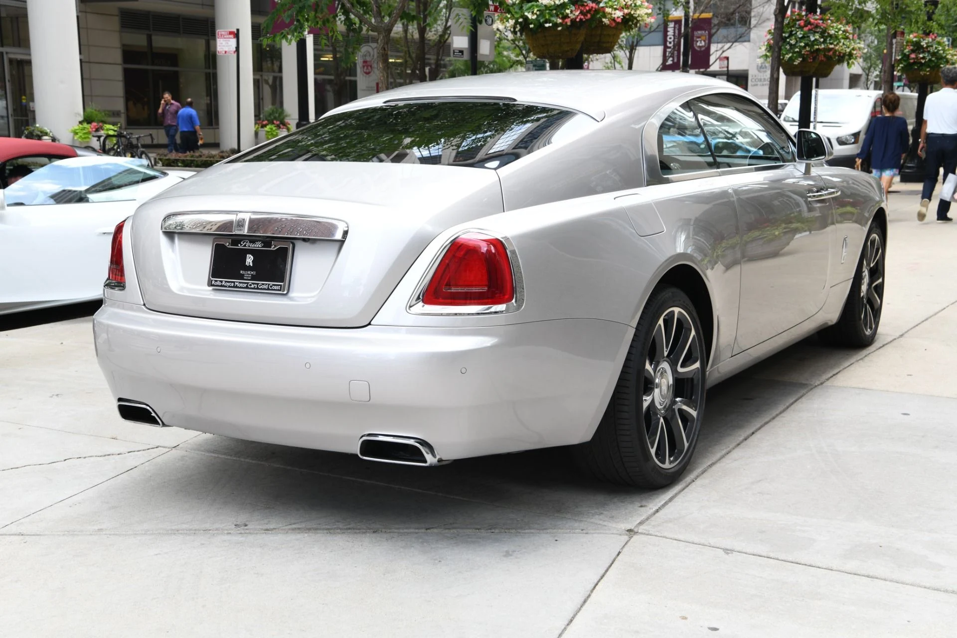 mph003_1219419309_11738_p5_l_7bd9dd150f