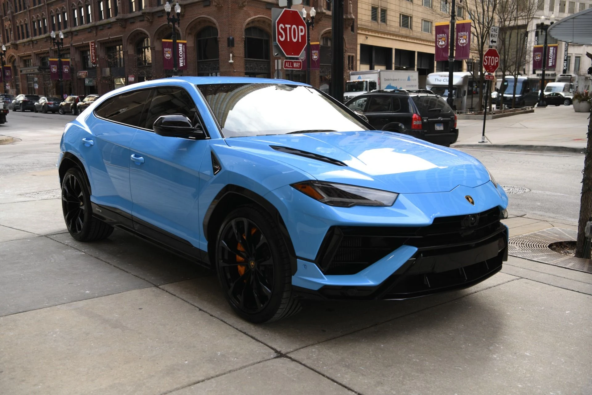 mph003_1228482703_Used_2024_Lamborghini_Urus_S_1739051053_f5b342cc97