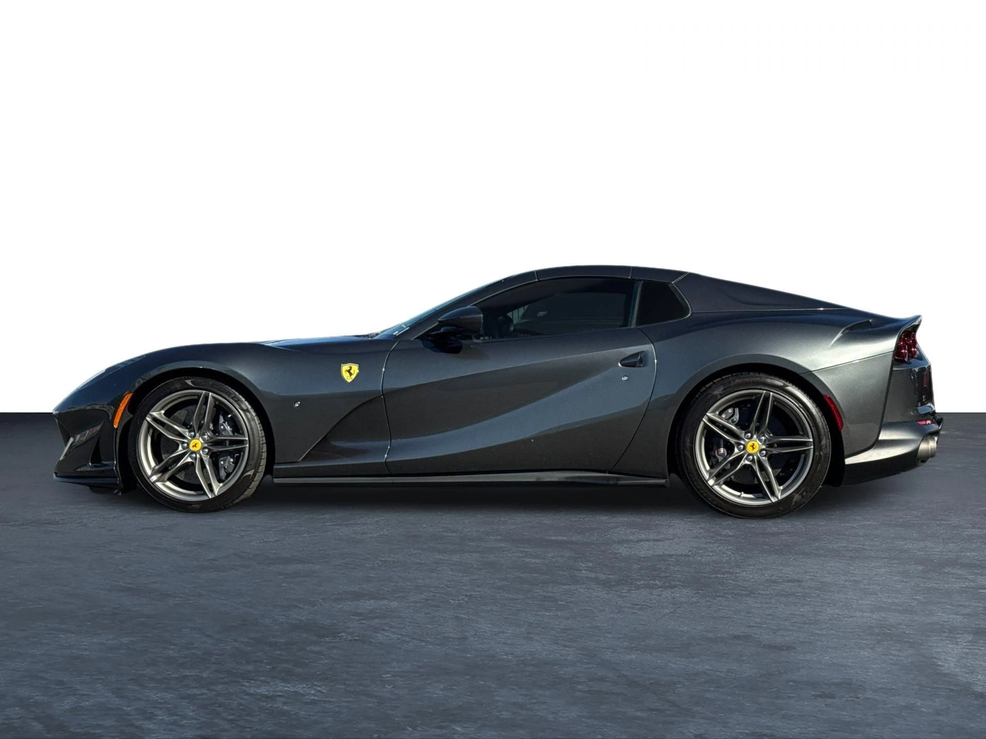 mph003_1244608596_Used_2022_Ferrari_812_GTS_1756563205_45477cbeb2