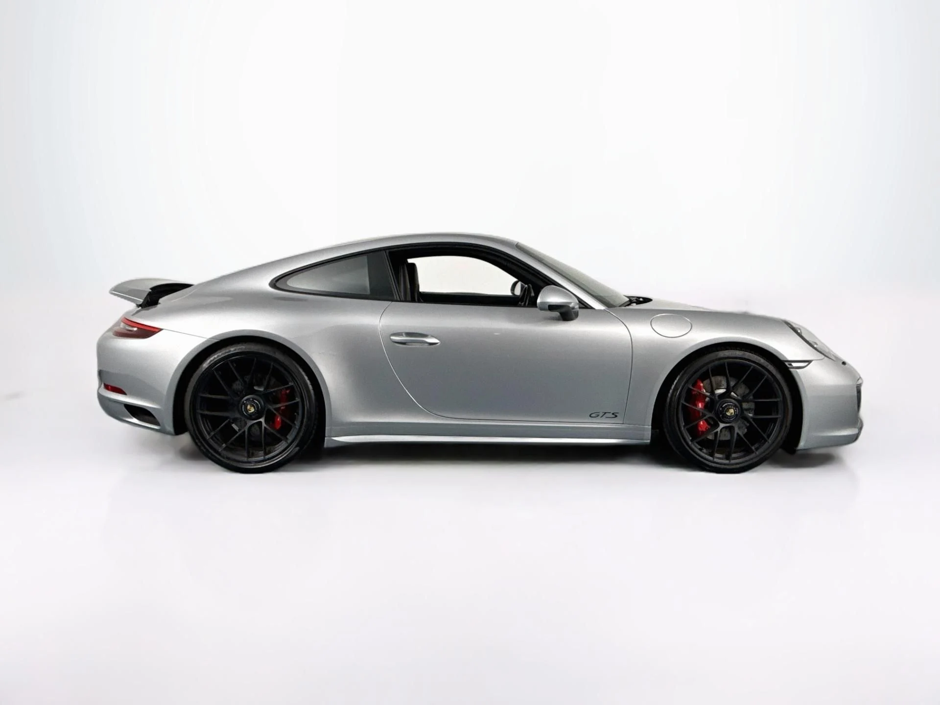 mph003_1252453759_Used_2018_Porsche_911_Carrera_4_GTS_1791931084_bcf1a07c7b