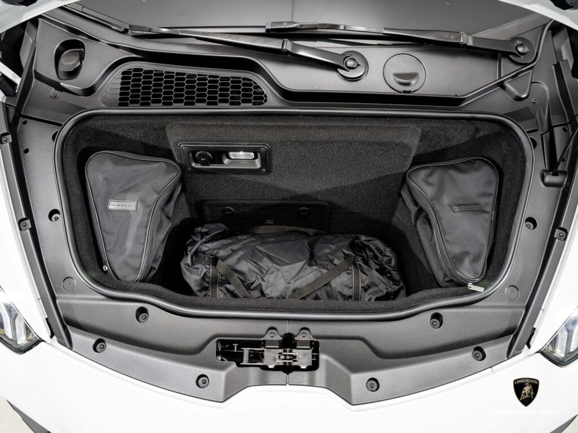 mph003_1256139213_7ab79aaac233984b1823175c0210c328_27a28144a3