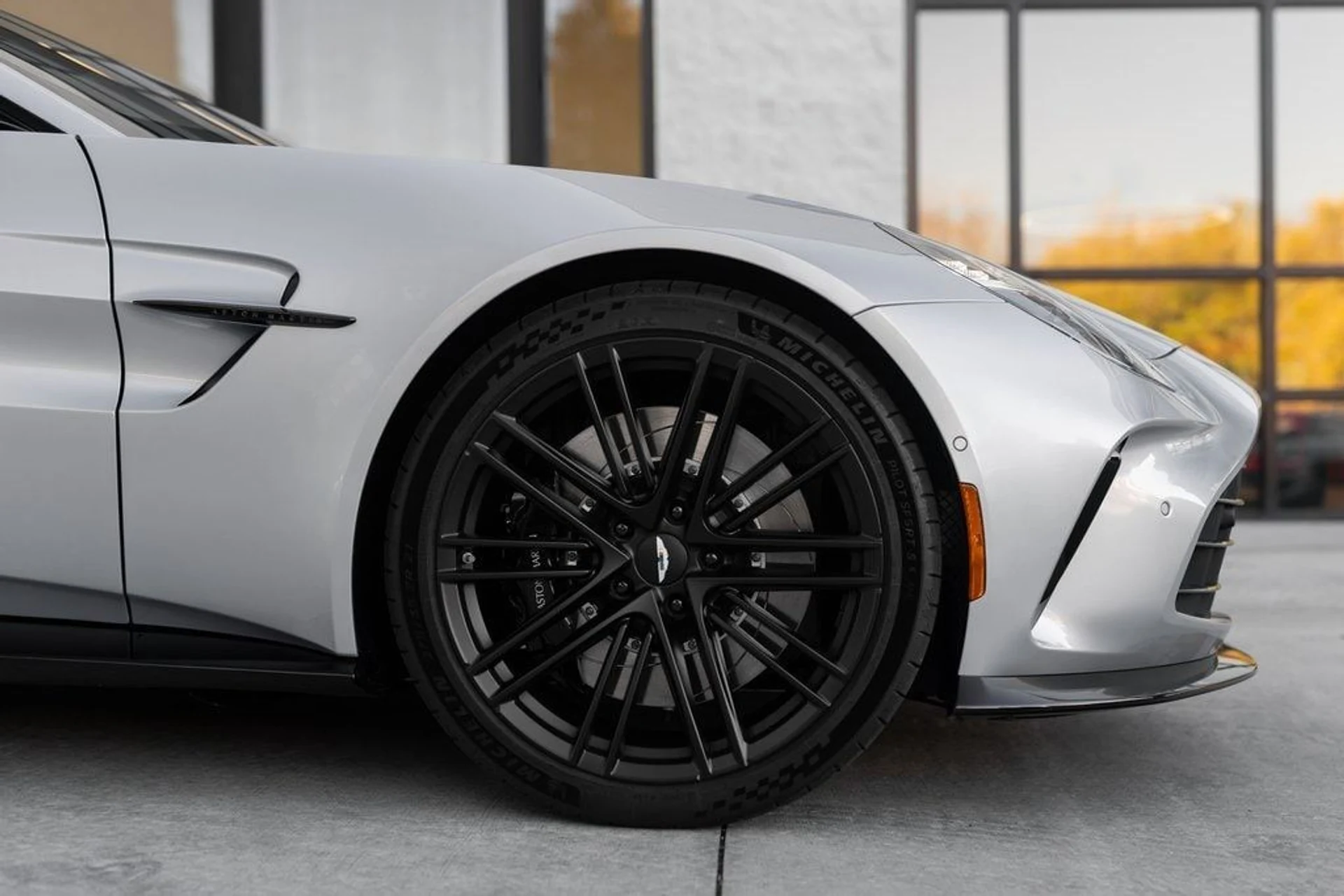 mph003_1263102475_f69339a597813e24862696434ba76ff7x_2498383896