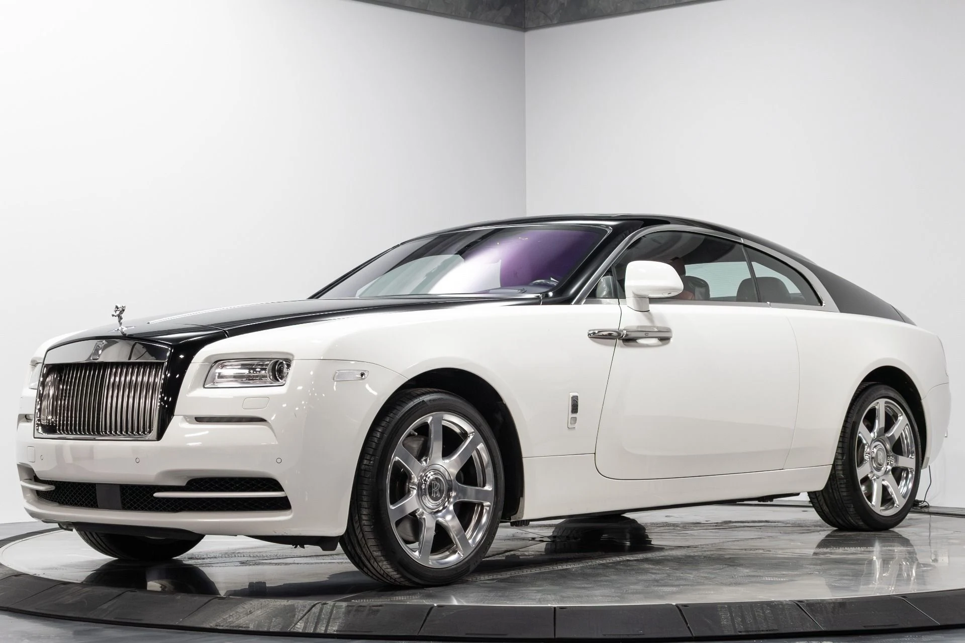 mph003_1274784145_Used_2014_Rolls_Royce_Wraith_1768708128_a7061f397d