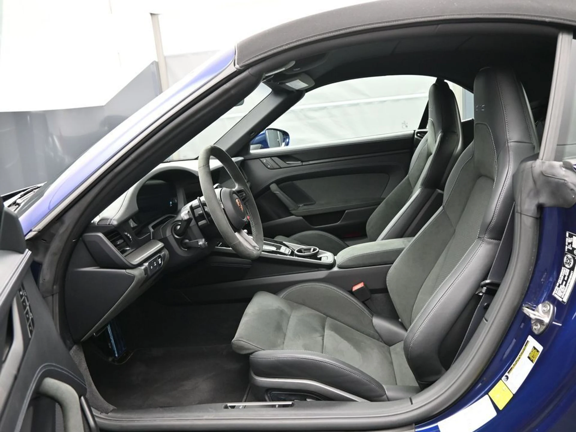 mph003_1275659693_bfe49278c09affc72a3001d286995001x_5f6e0a8156